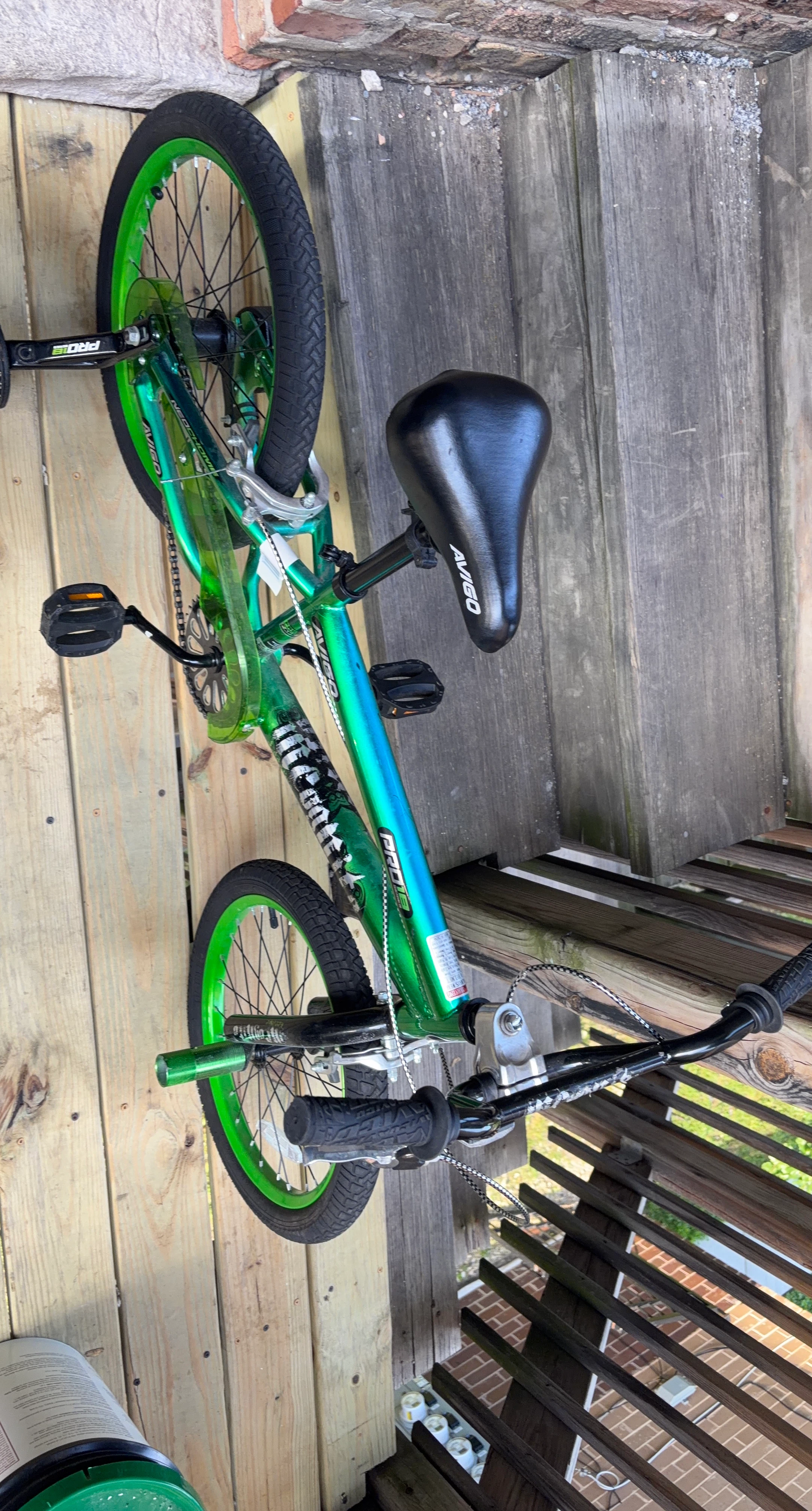 Green Avigo BMX Bike
