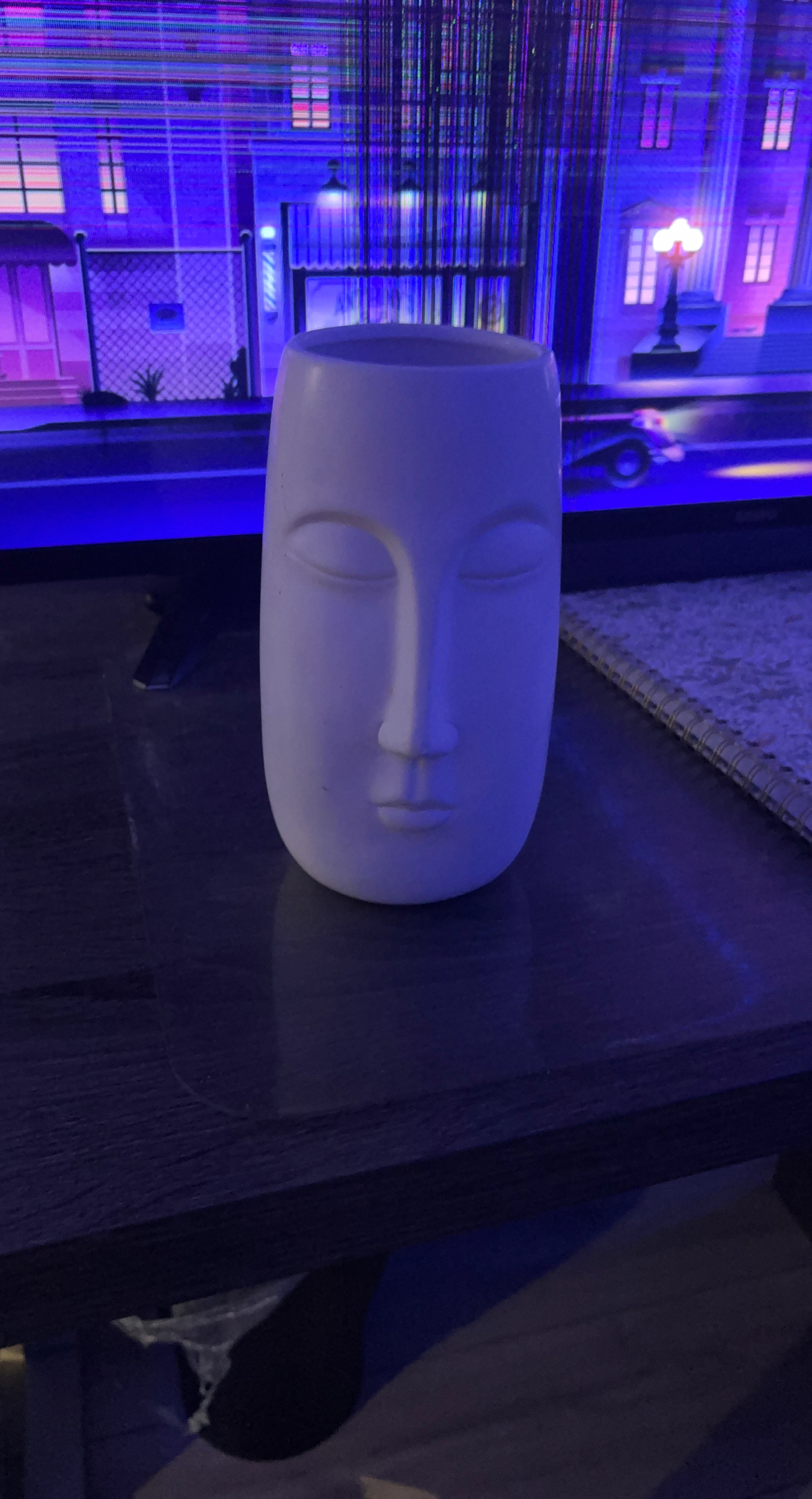 White Face Planter Pot