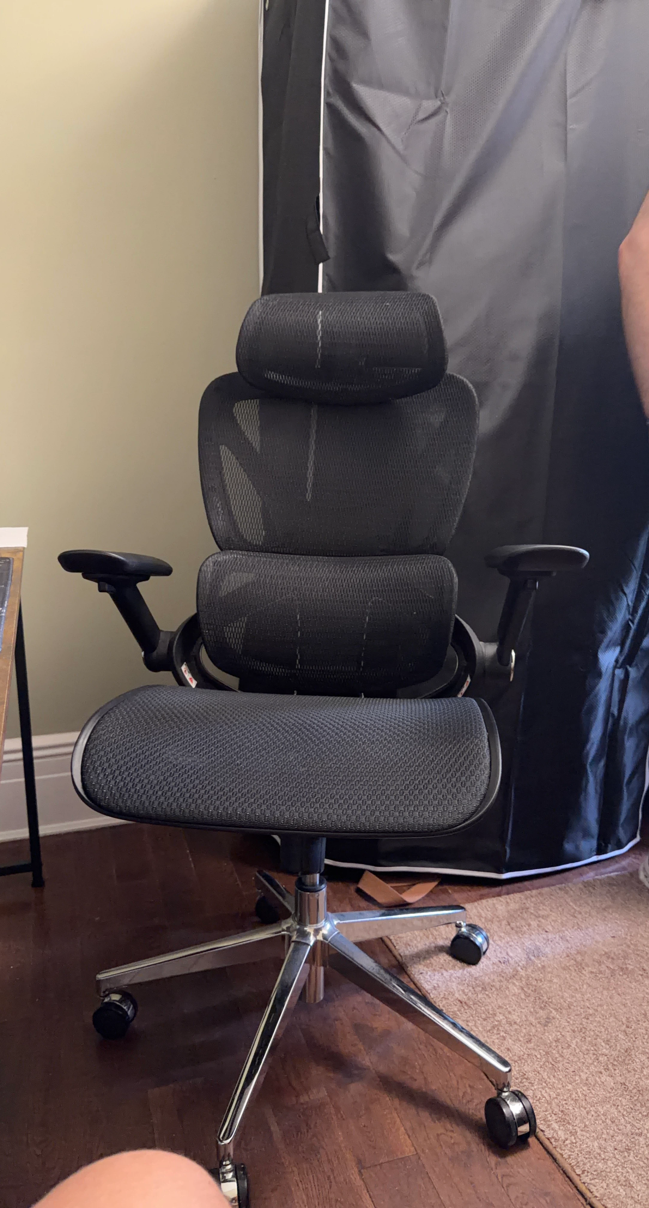 Black Mesh Ergonomic Office Chair