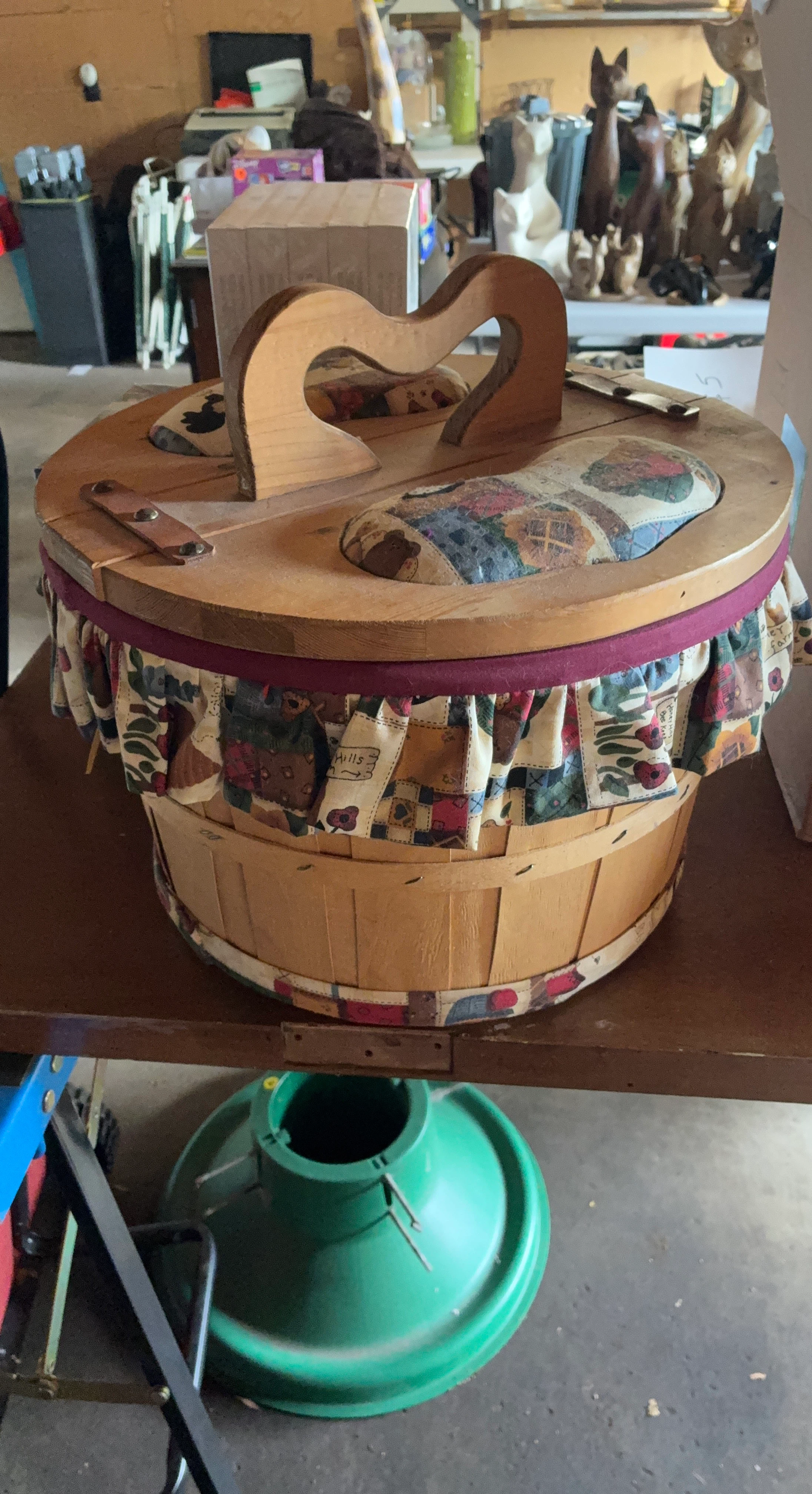 Wooden Sewing Basket with Fabric Lining