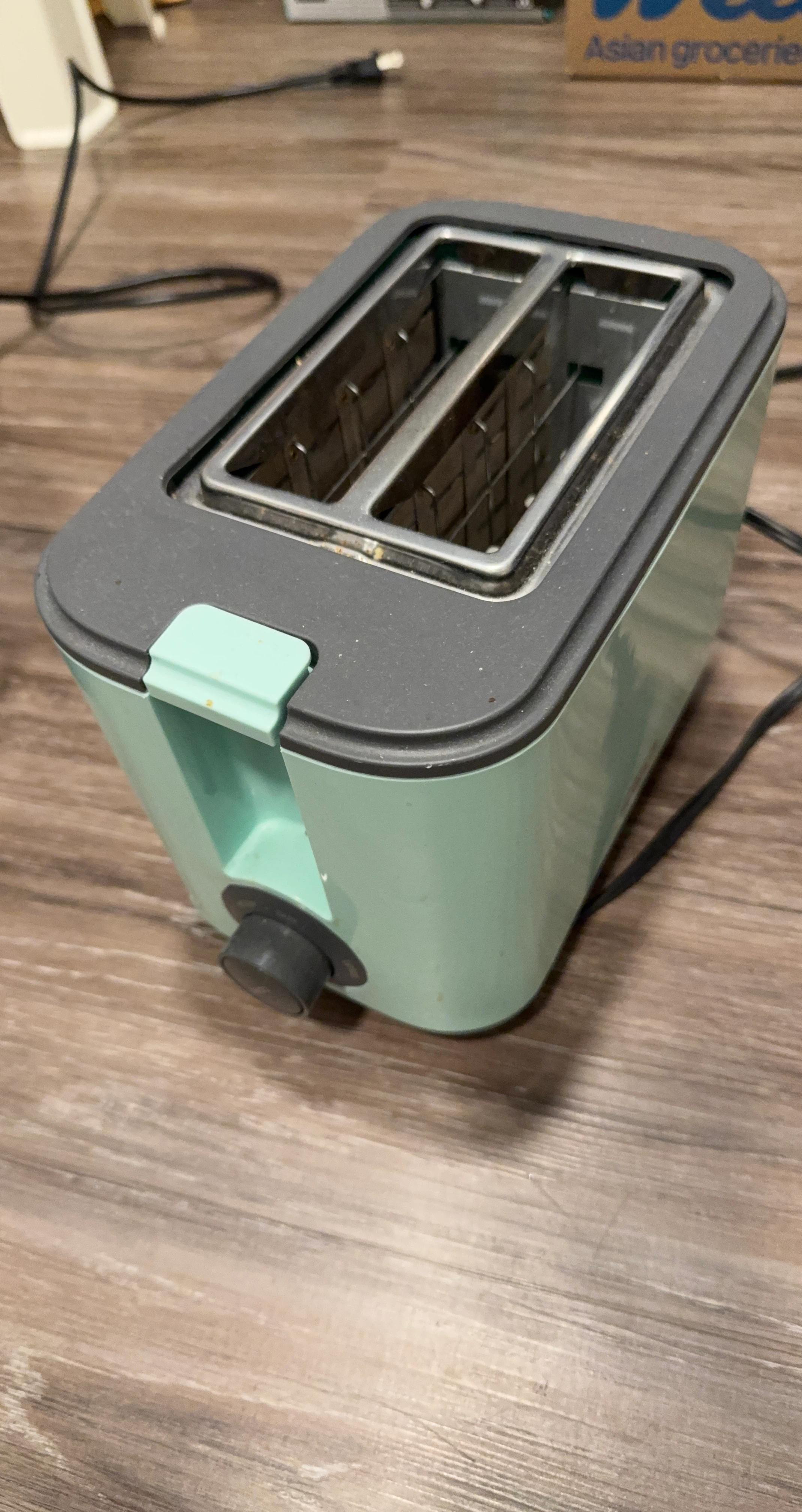 Mint Green 2-Slice Toaster
