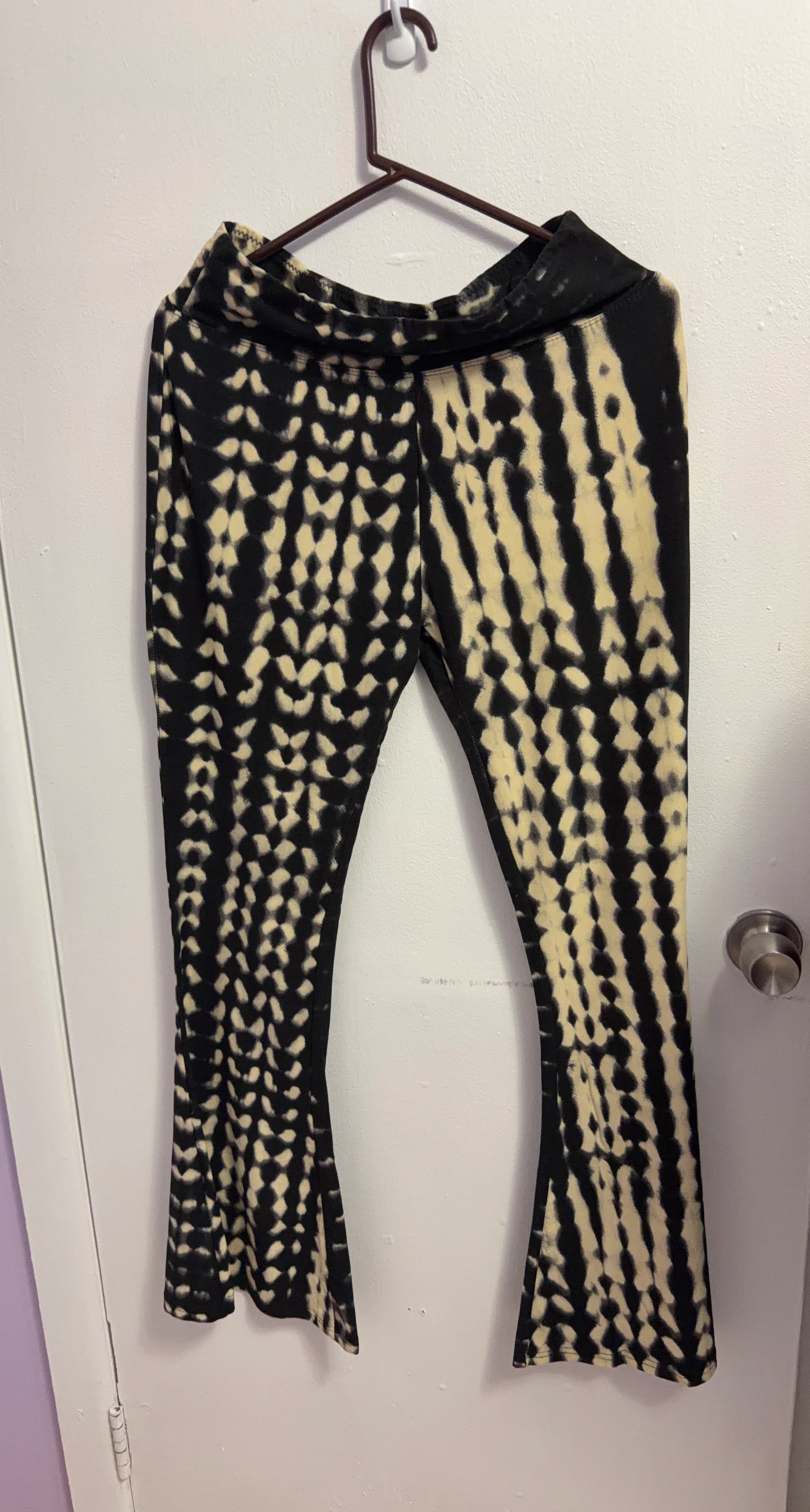 Women's Tie-Dye Flare Pants