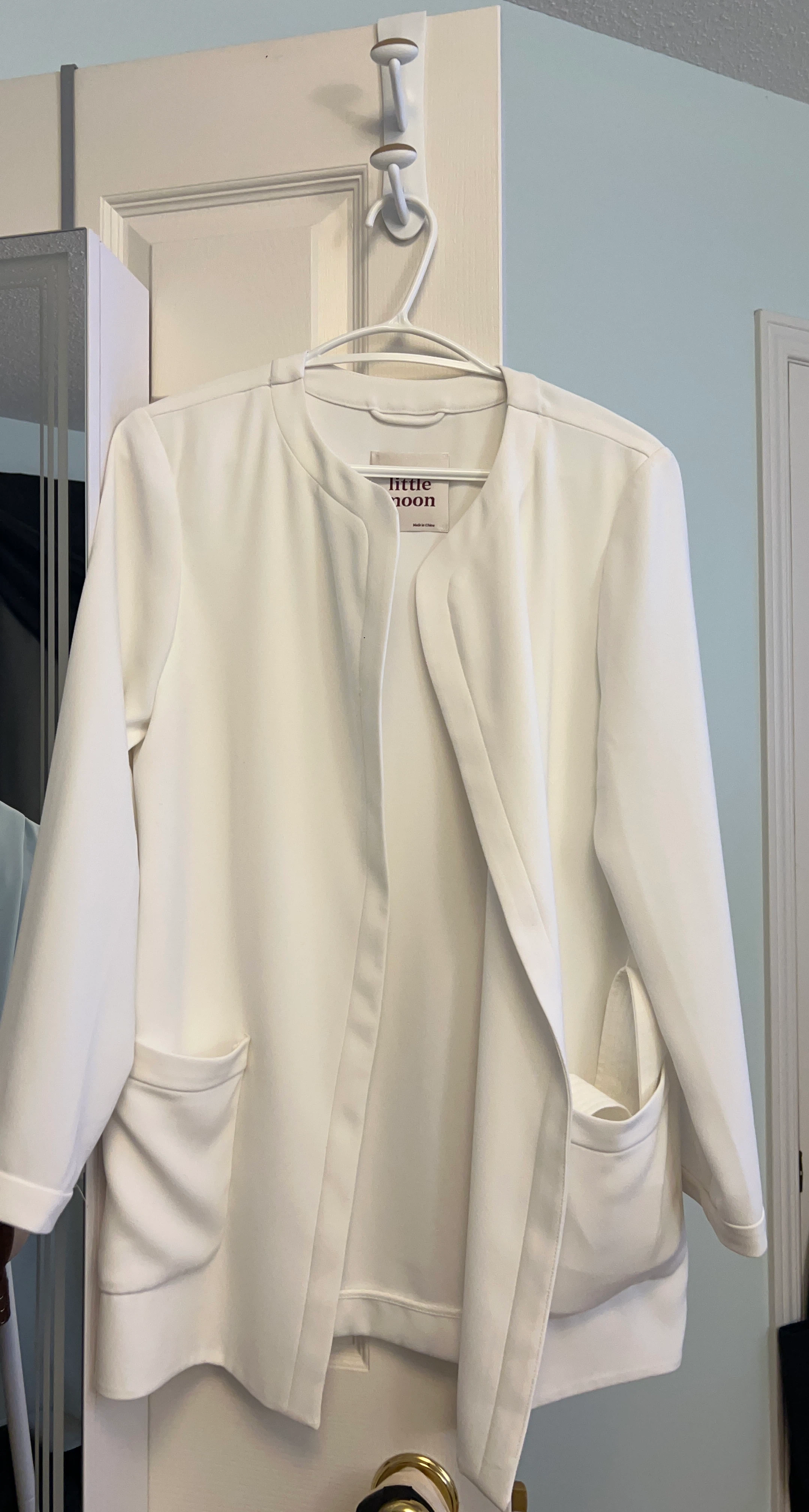Little Moon White Open Front blazer