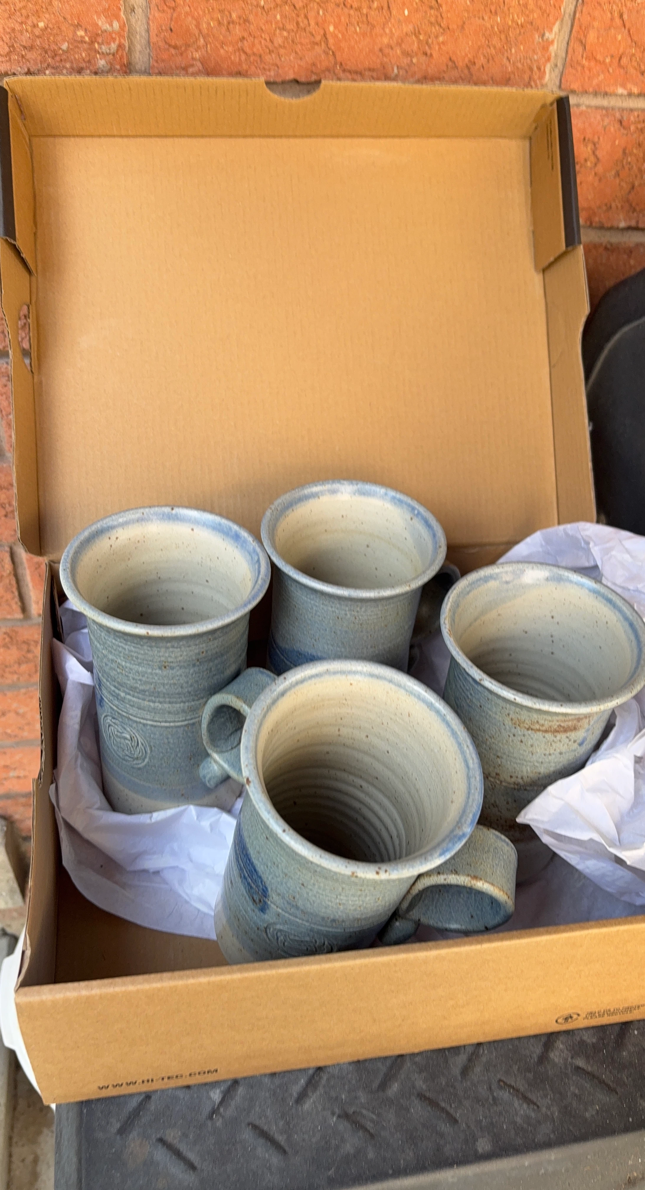 Set of 4 Ceramic Mugs