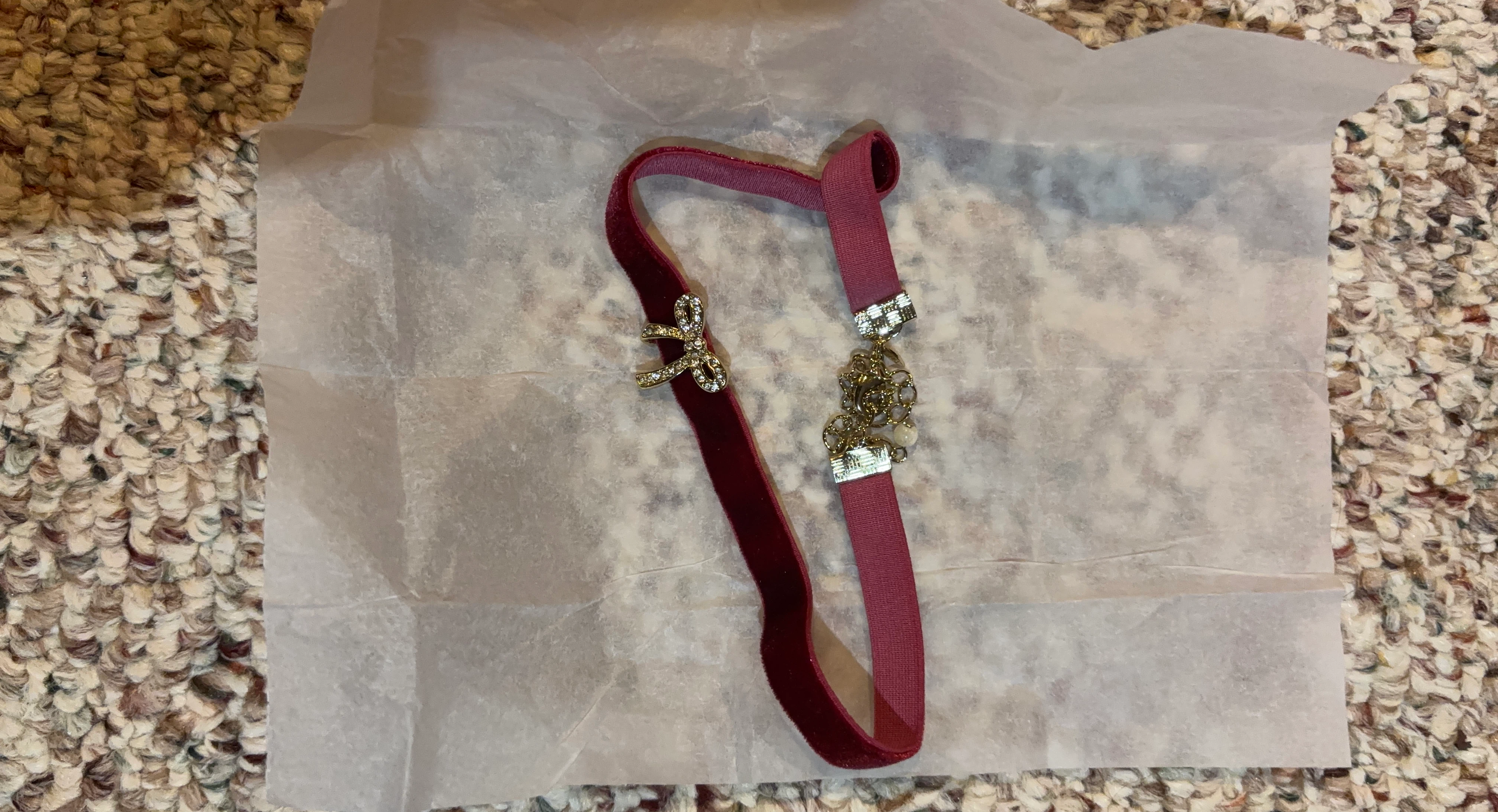Velvet Choker with Rhinestone Bow and Pendant