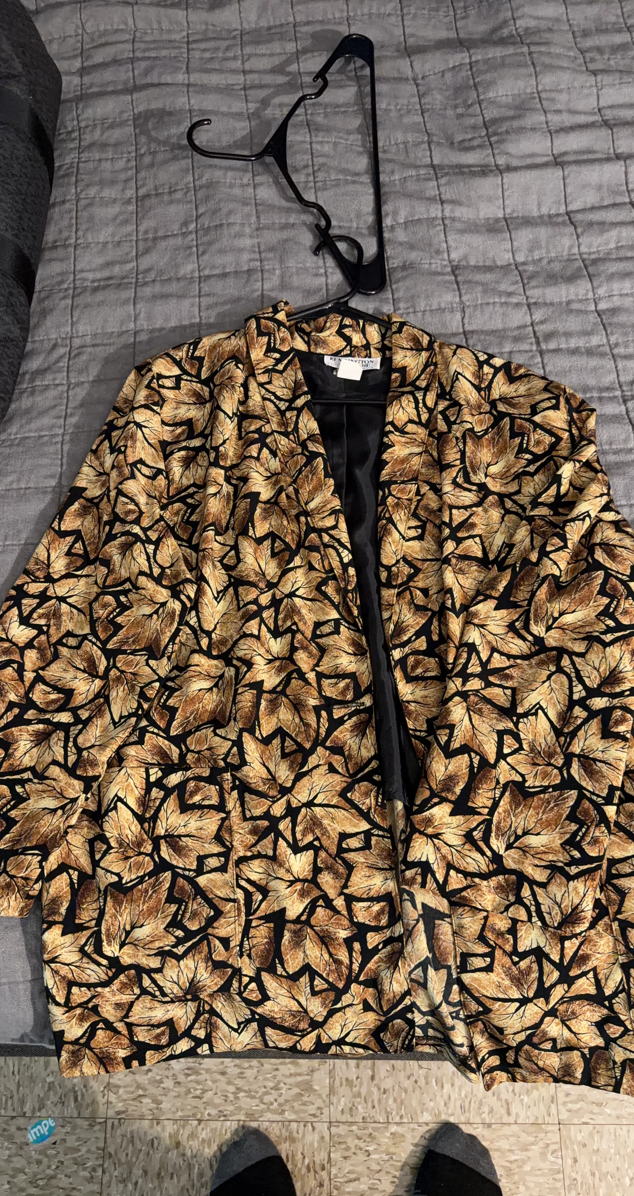 Kensington Style Blazer - Brown Leaf Print