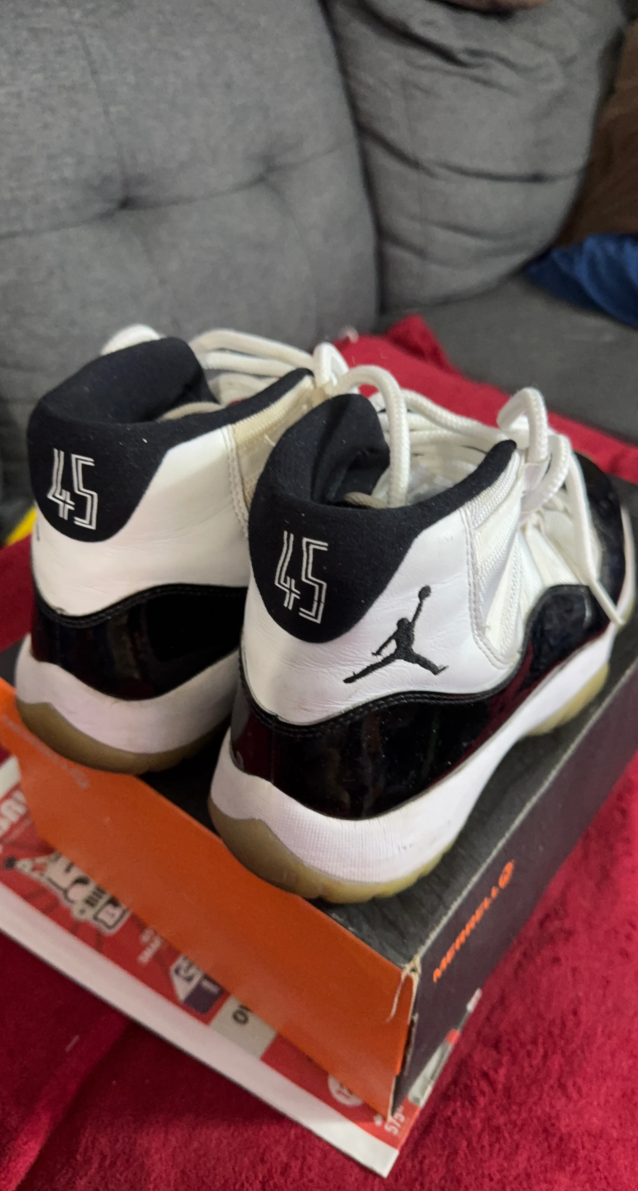 Air Jordan 11 Retro Low Concord 45