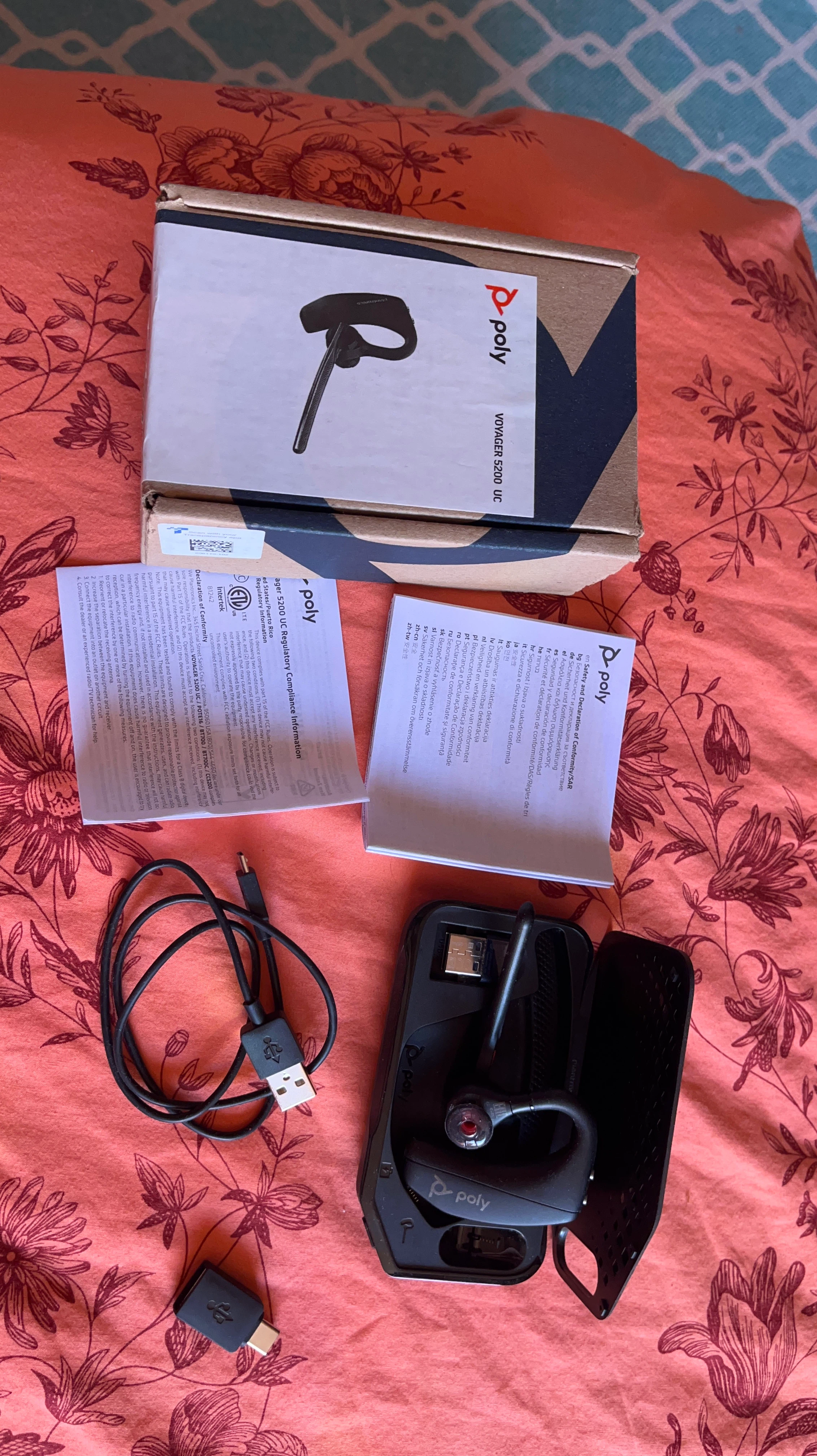 Poly Voyager 5200 UC Bluetooth Headset