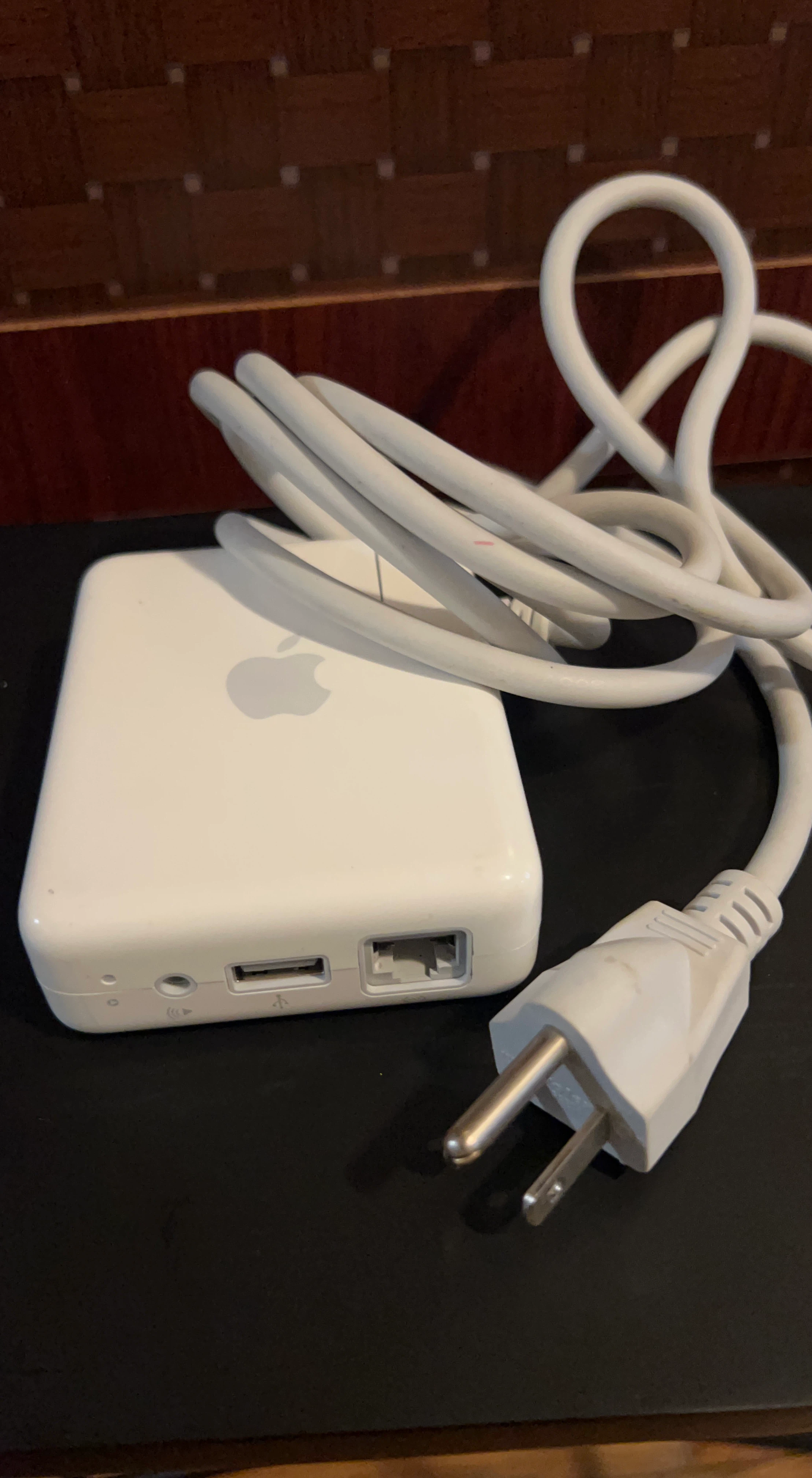 Apple AirPort Extreme Base Station