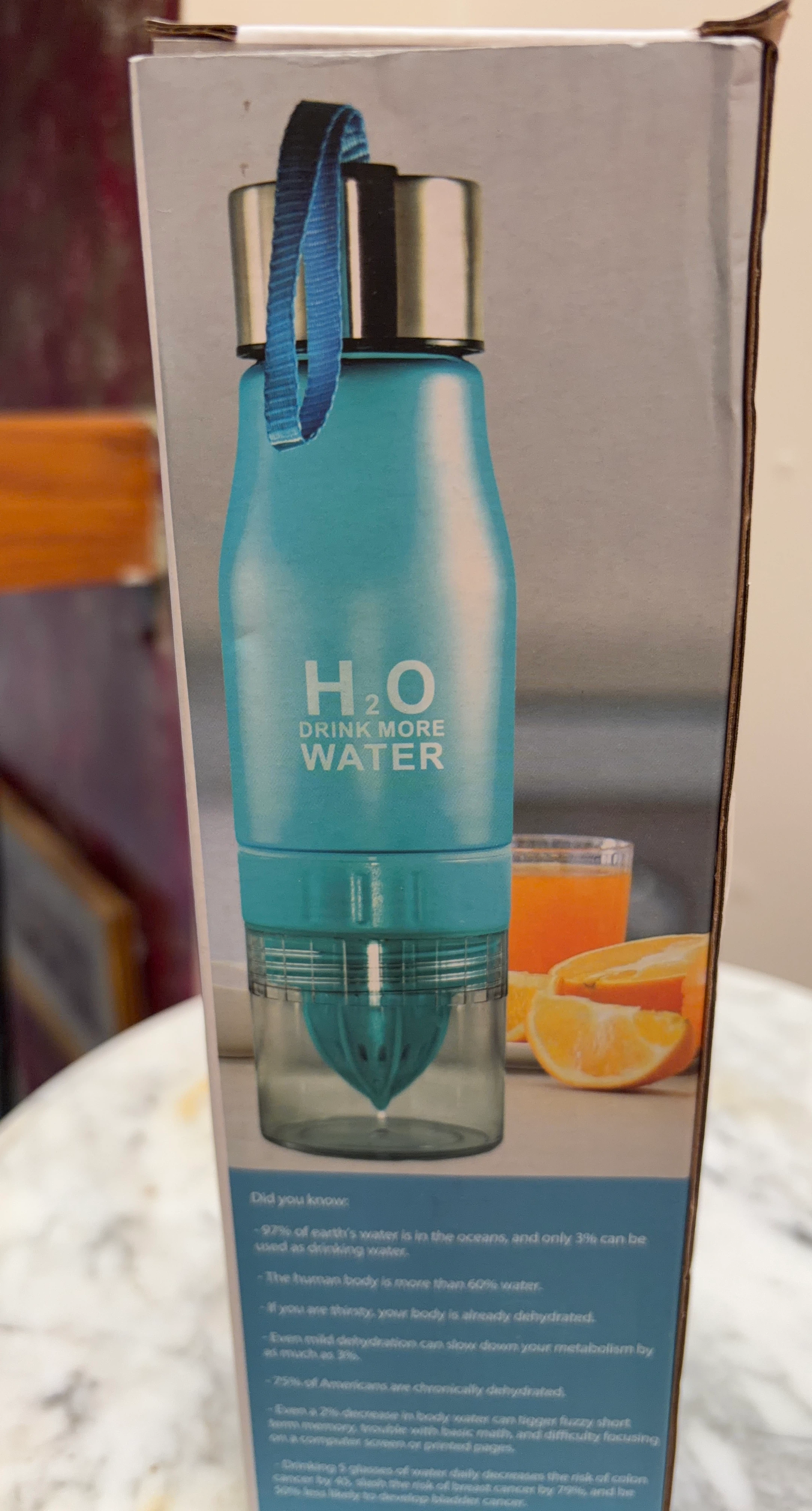 H2O Fruit Infused Water Bottle with Built-in Juicer