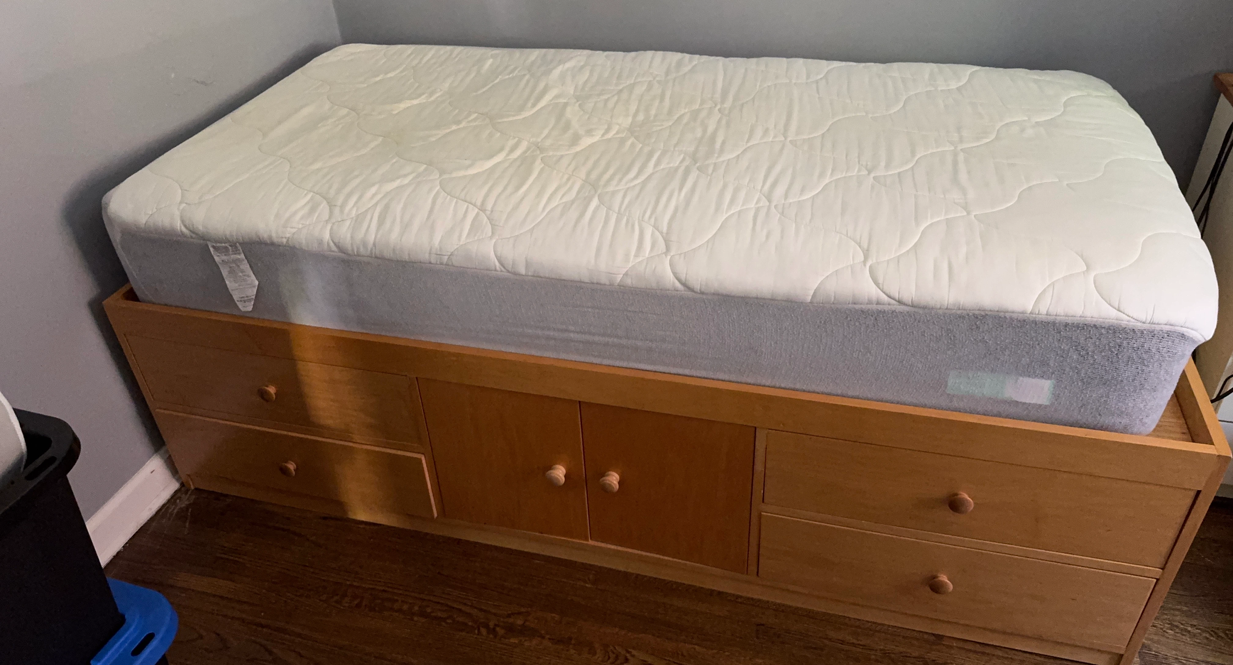 Twin Size Mattress with Storage Bed Frame