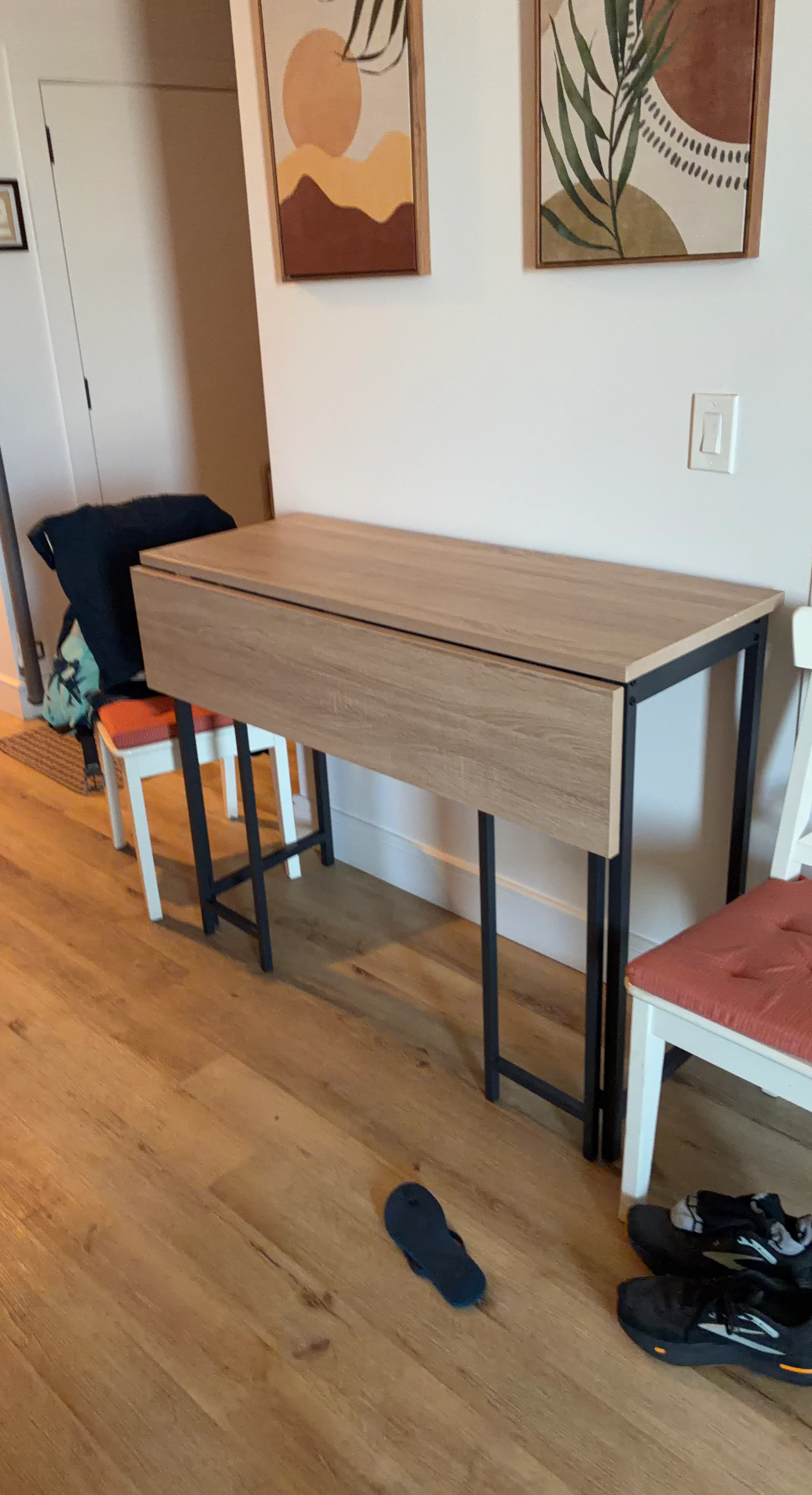 Drop-leaf Console Table with Wood Finish