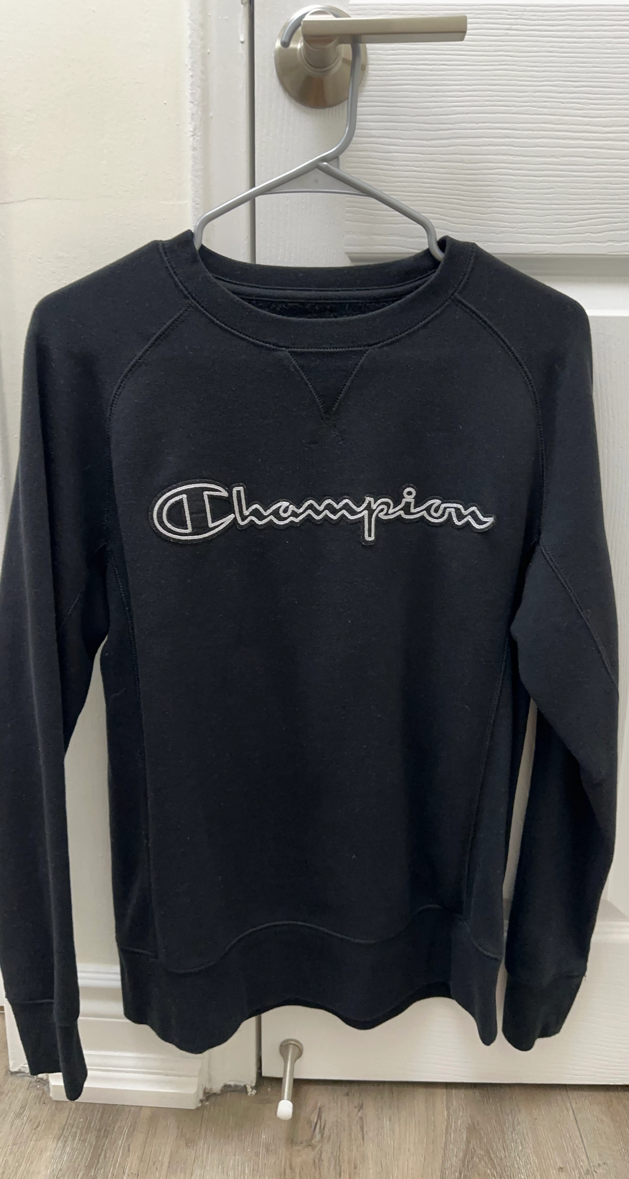 Champion Black Crewneck Sweatshirt