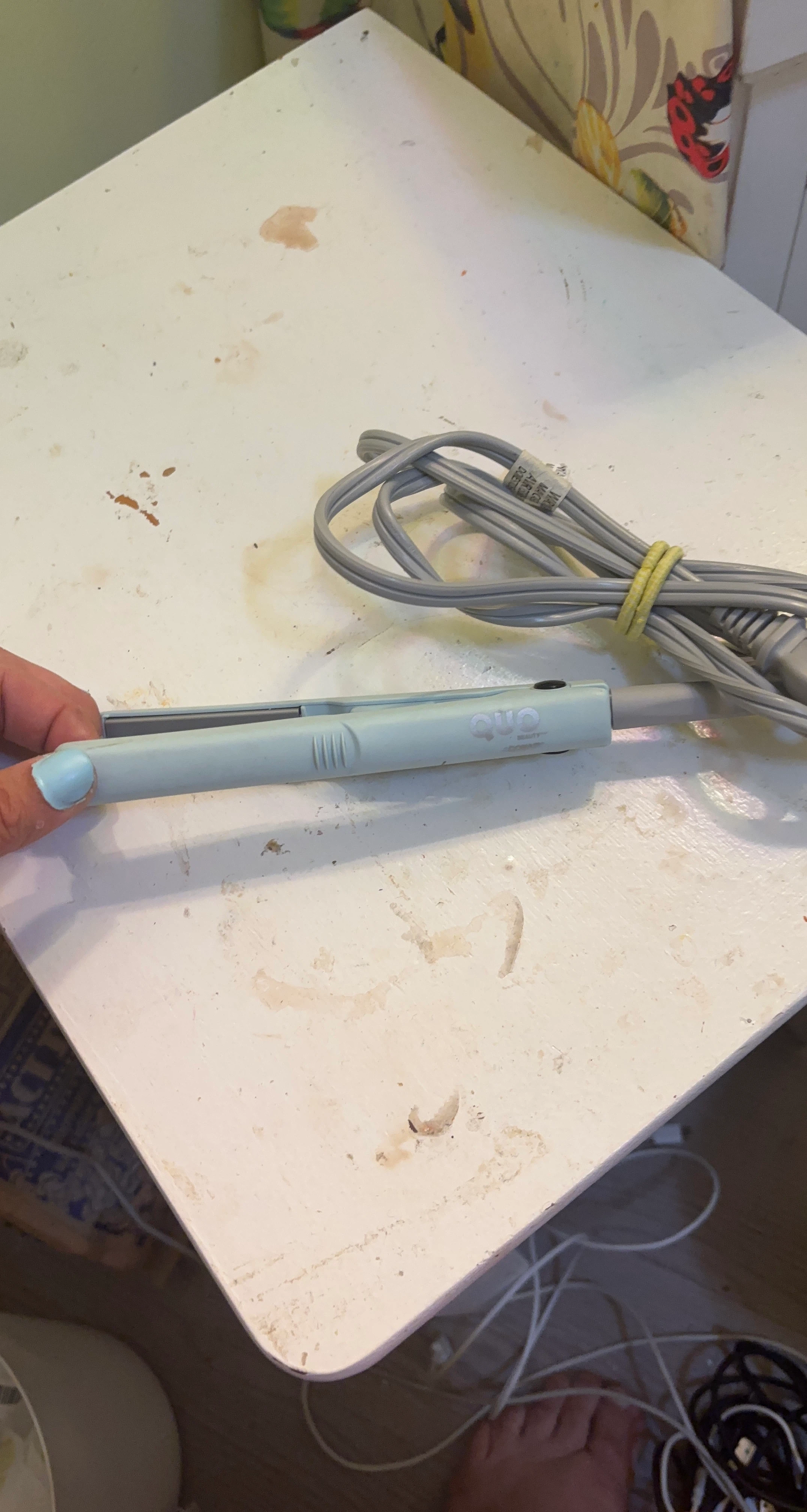 QUO Cosmetics Mini Hair Straightener