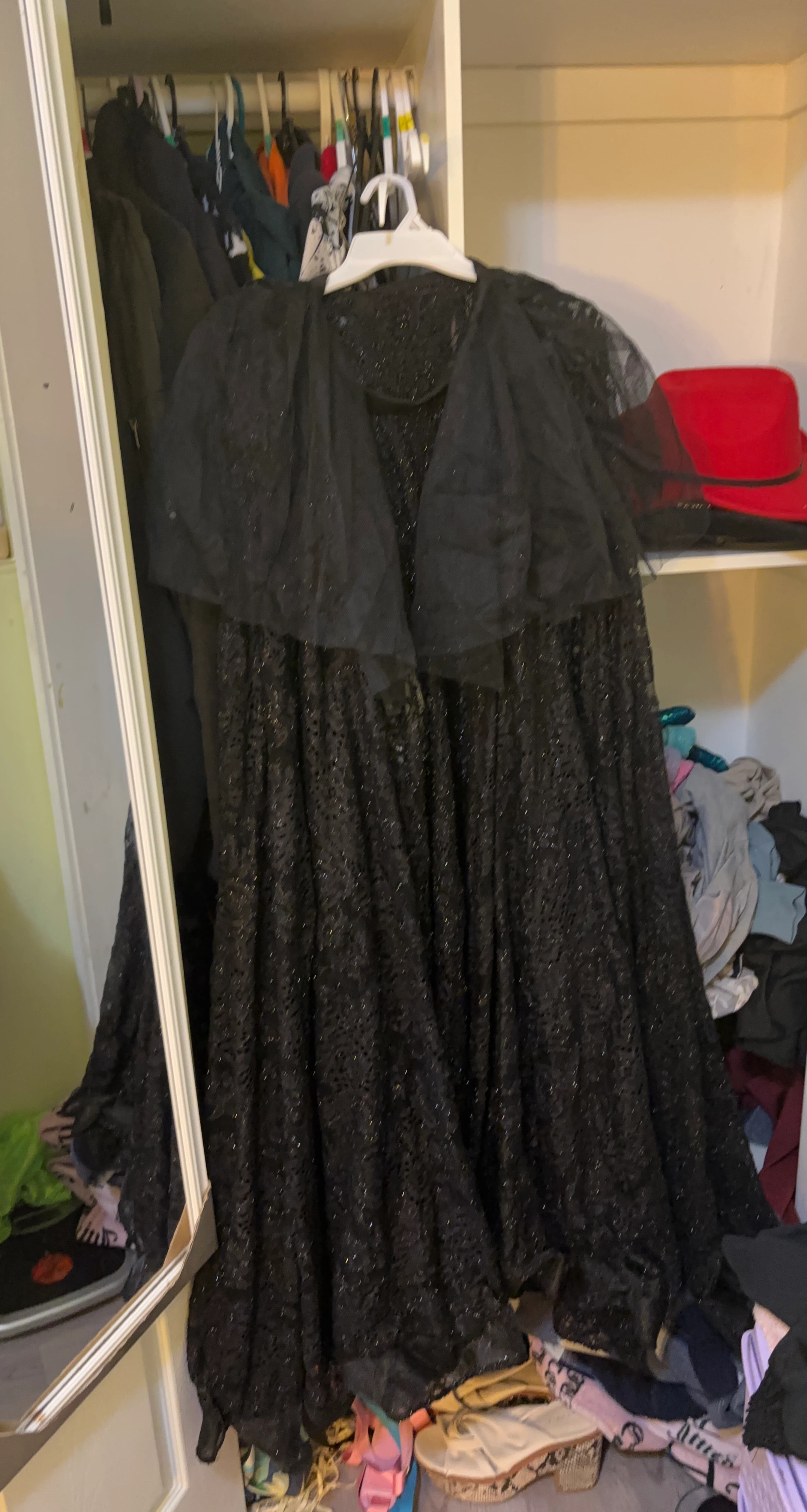Black Lace bridal cape - photo 2
