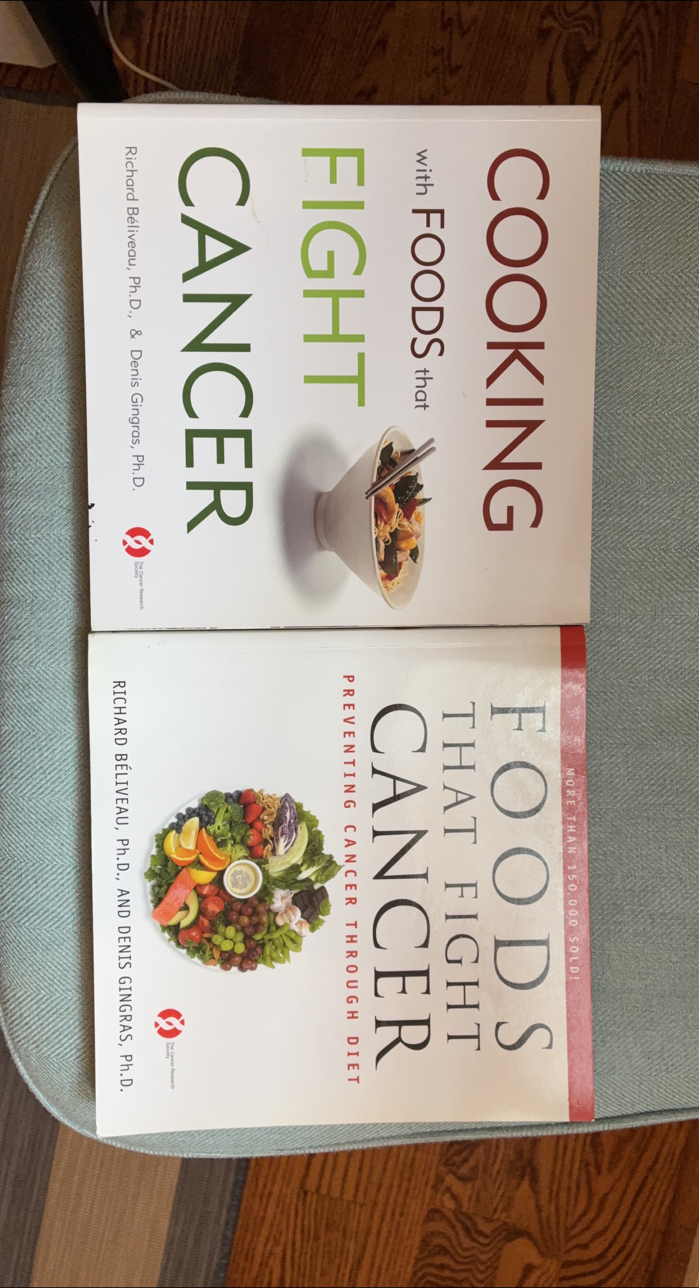 Foods That Fight Cancer Cookbook