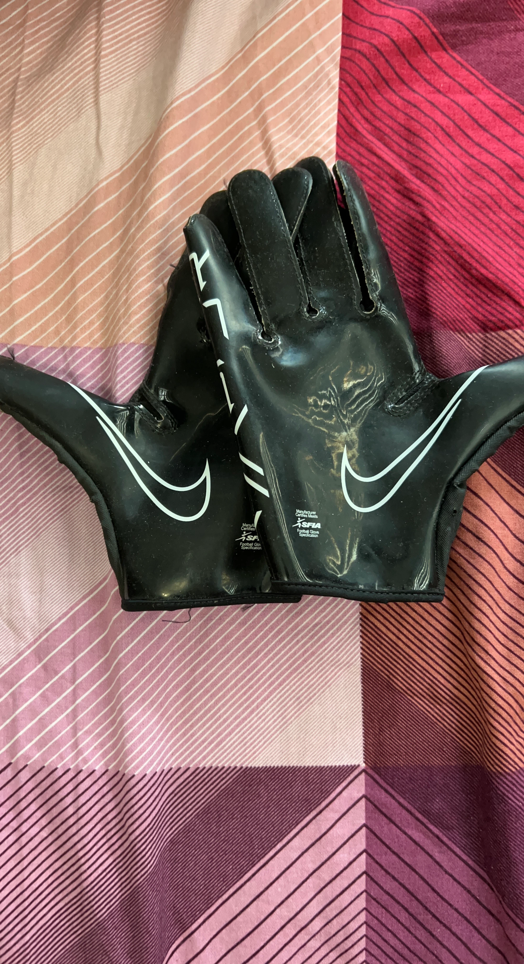 Nike Football Gloves