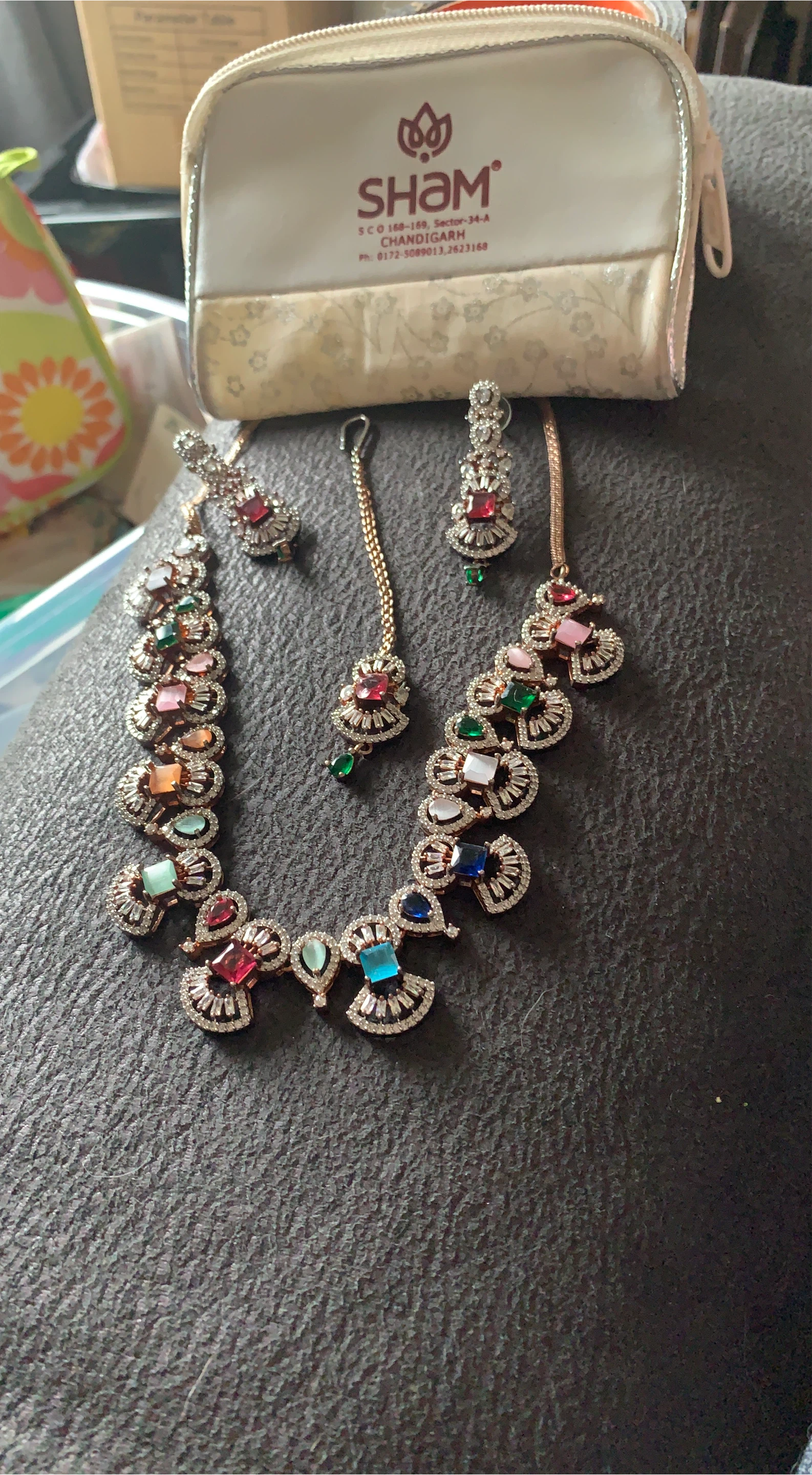 Sham Jewellery Set with Earrings