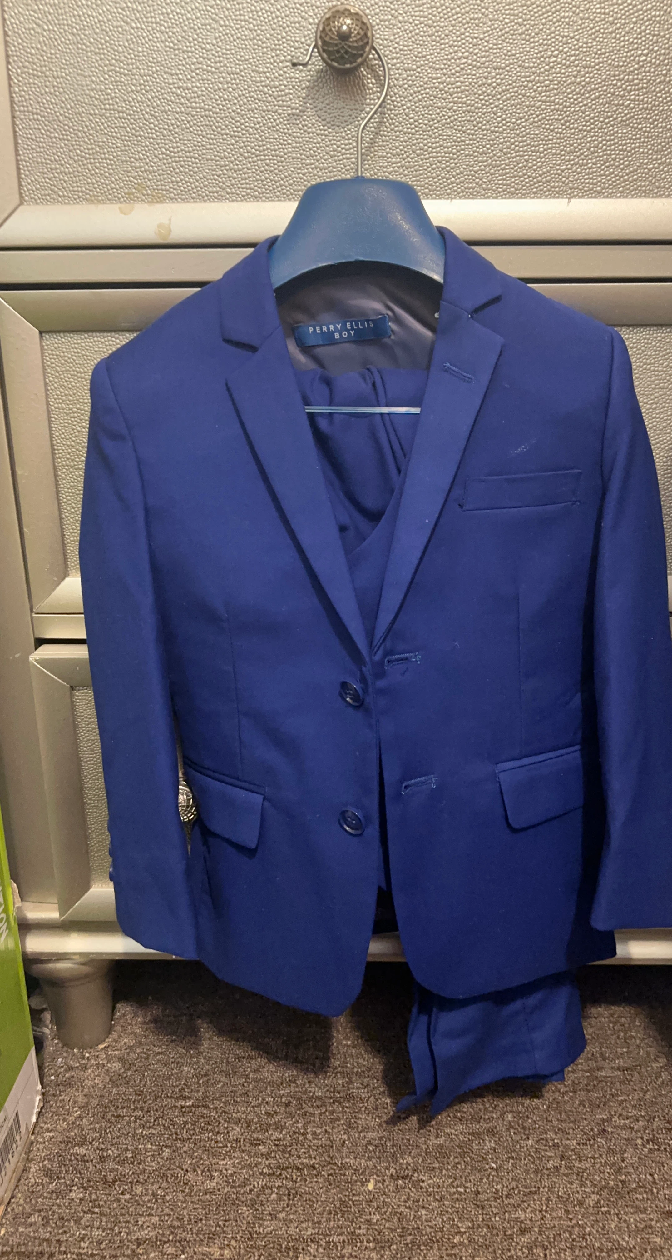 Perry Ellis Boy Blue Suit size 4