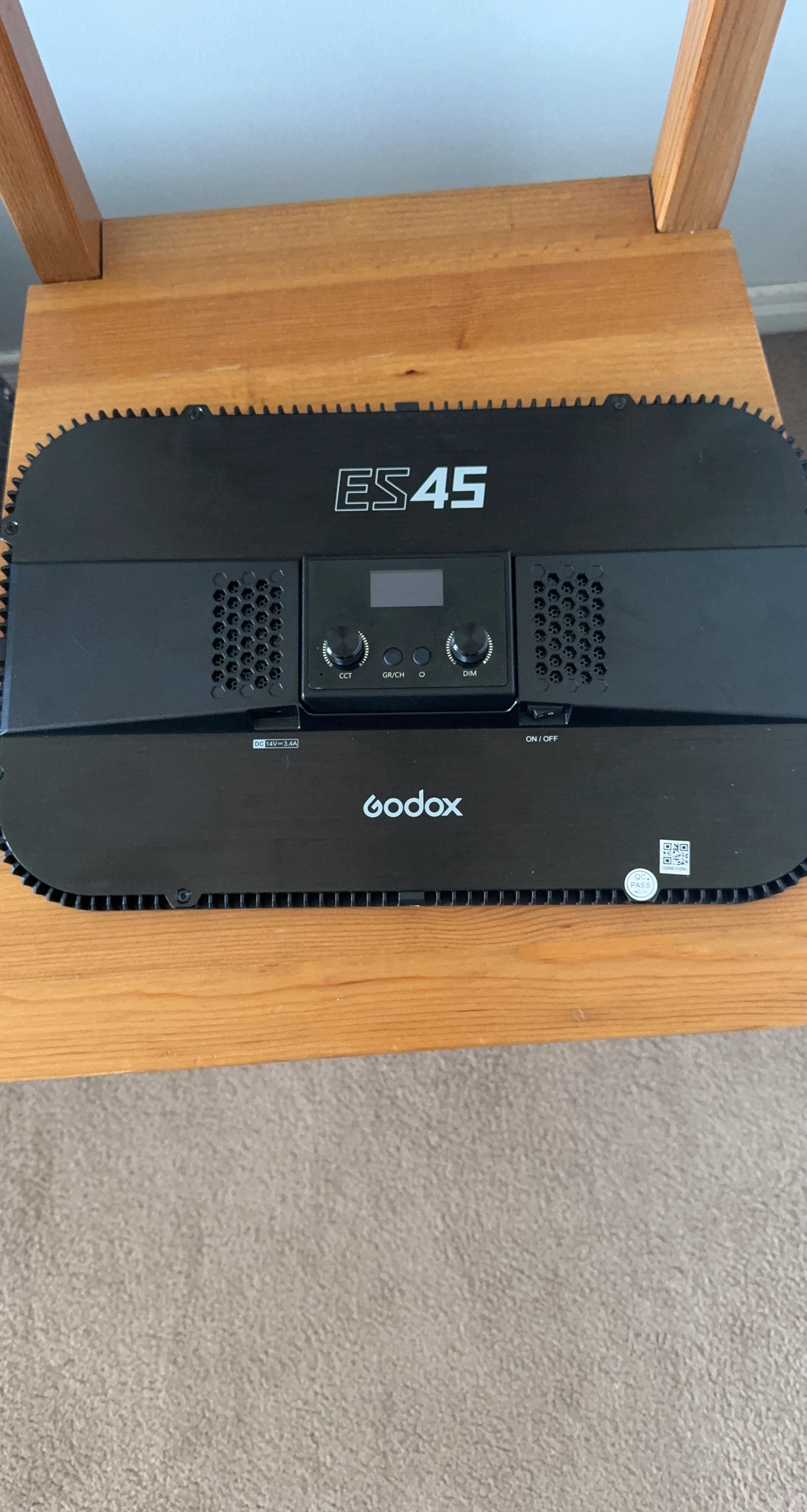 Godox ES45 LED Light with table mount
