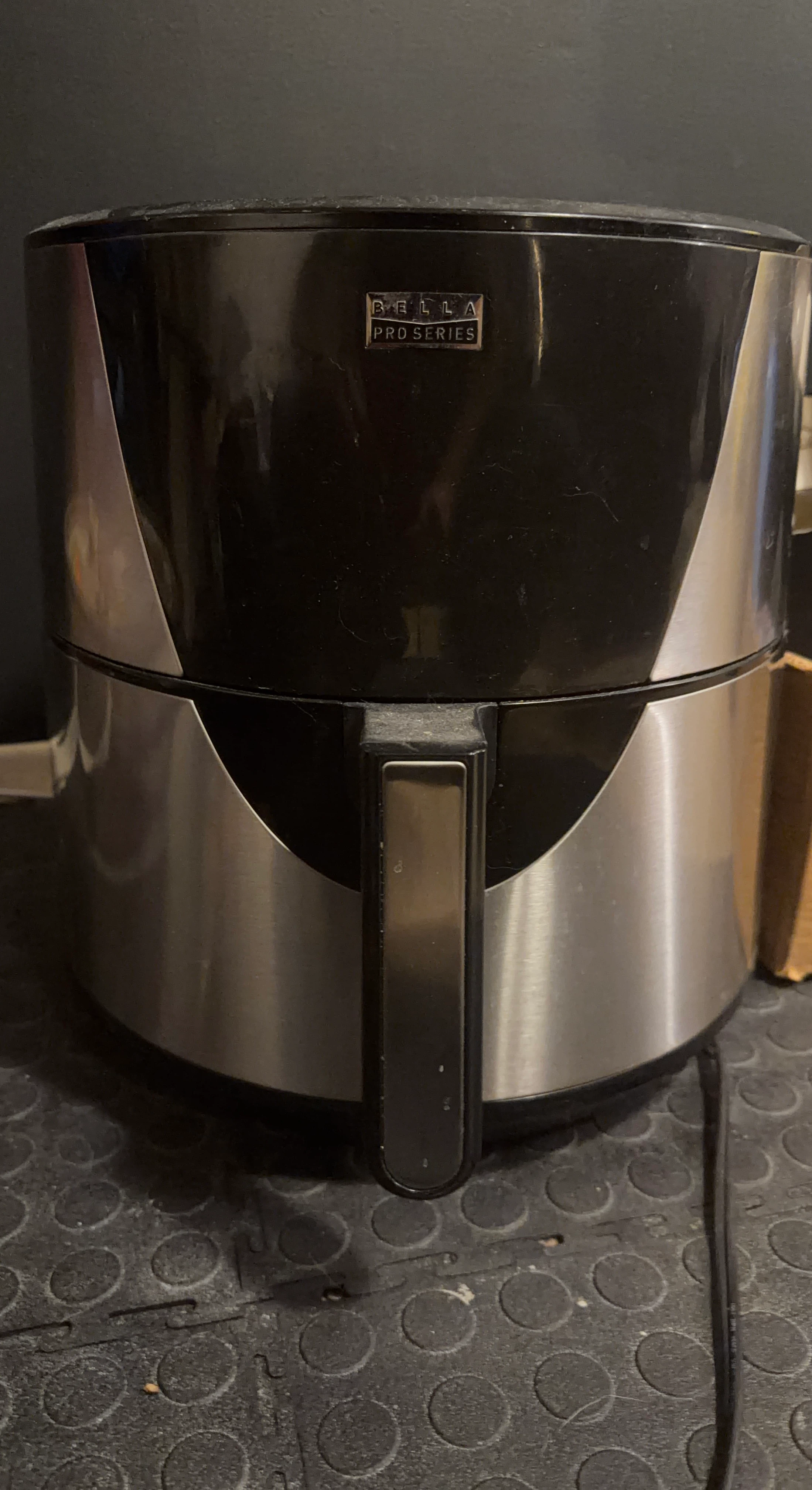 BELLA Pro Series Air Fryer