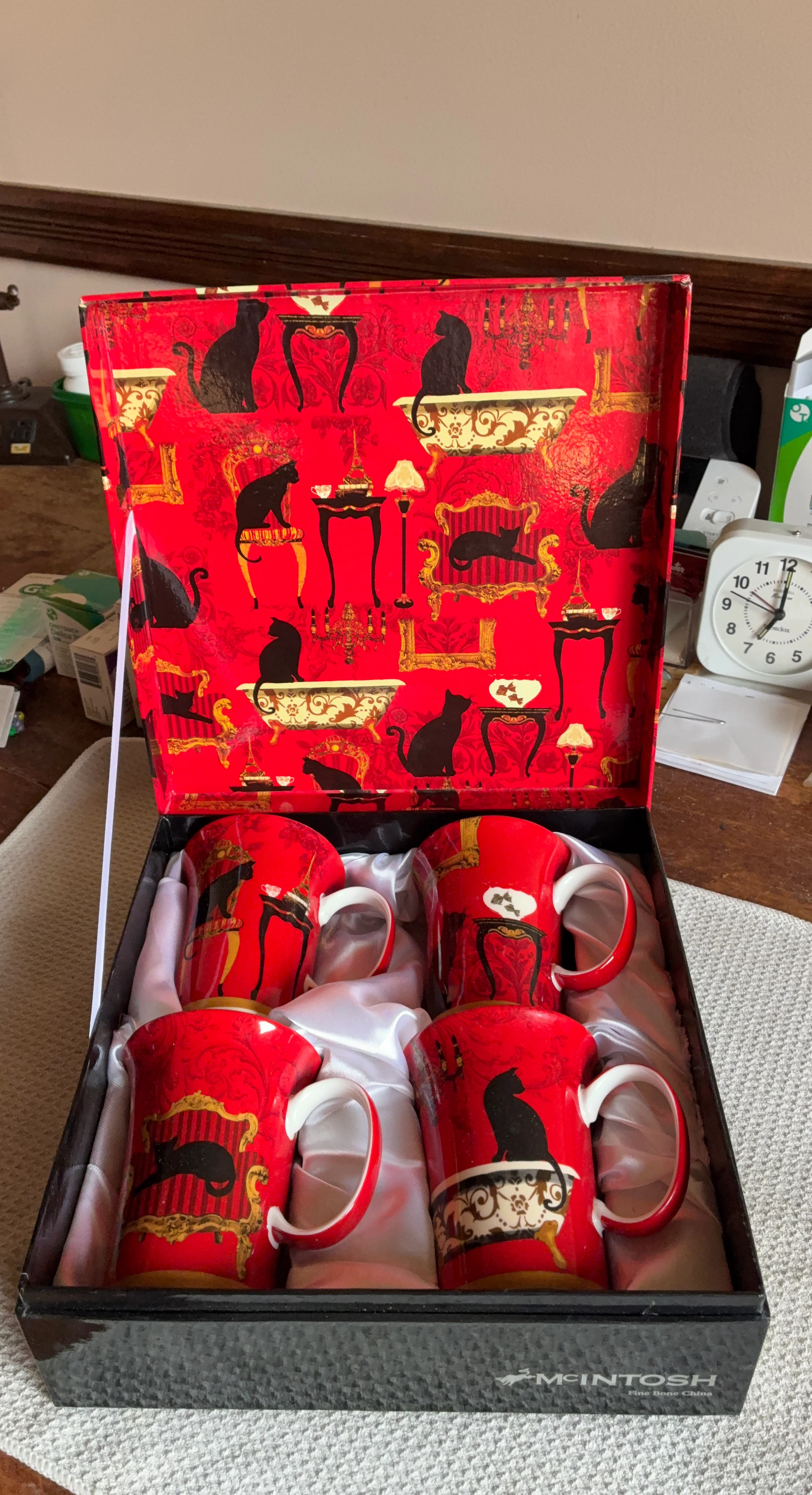 McIntosh Fine Bone China Mugs Set - 4 Piece