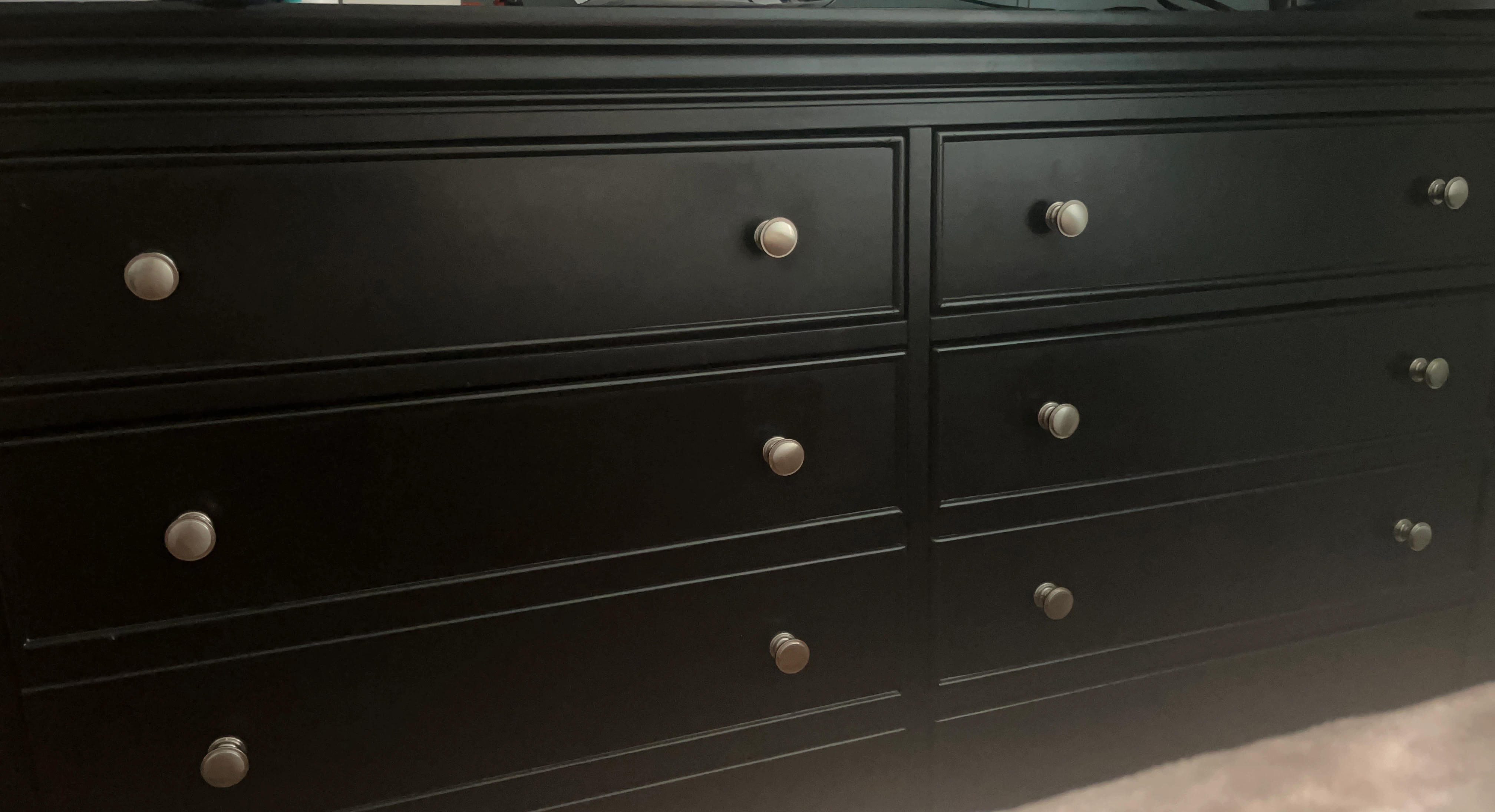 Black 6-Drawer Dresser