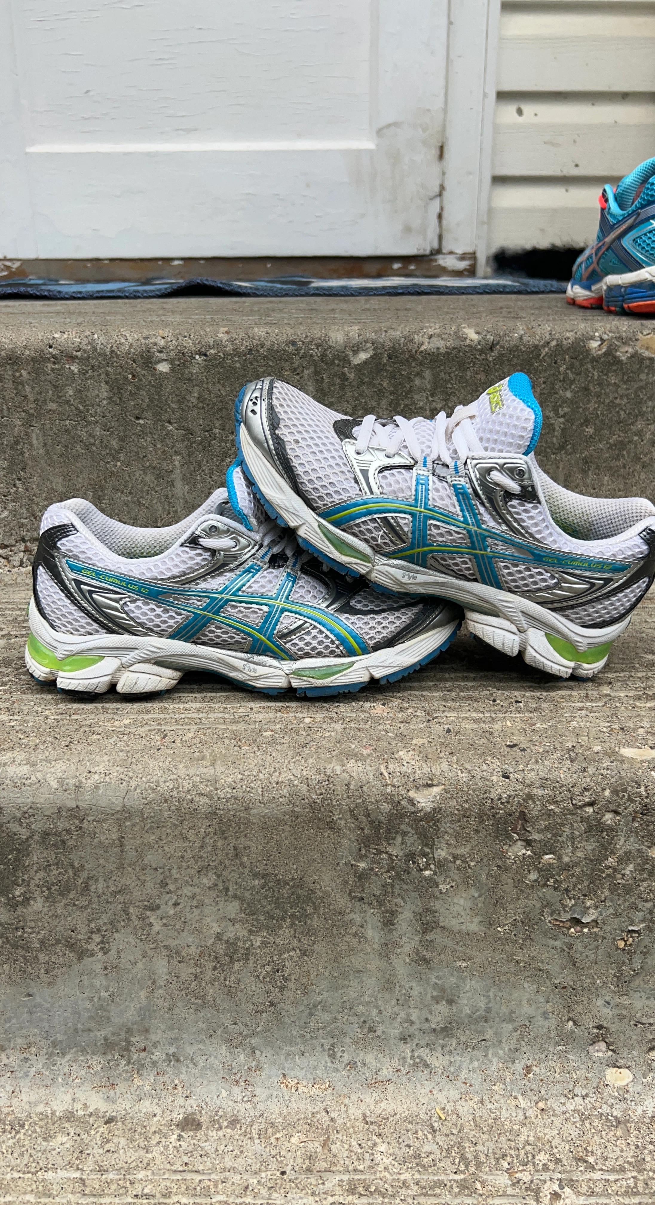 ASICS GEL-CUMULUS 12 Running Shoes