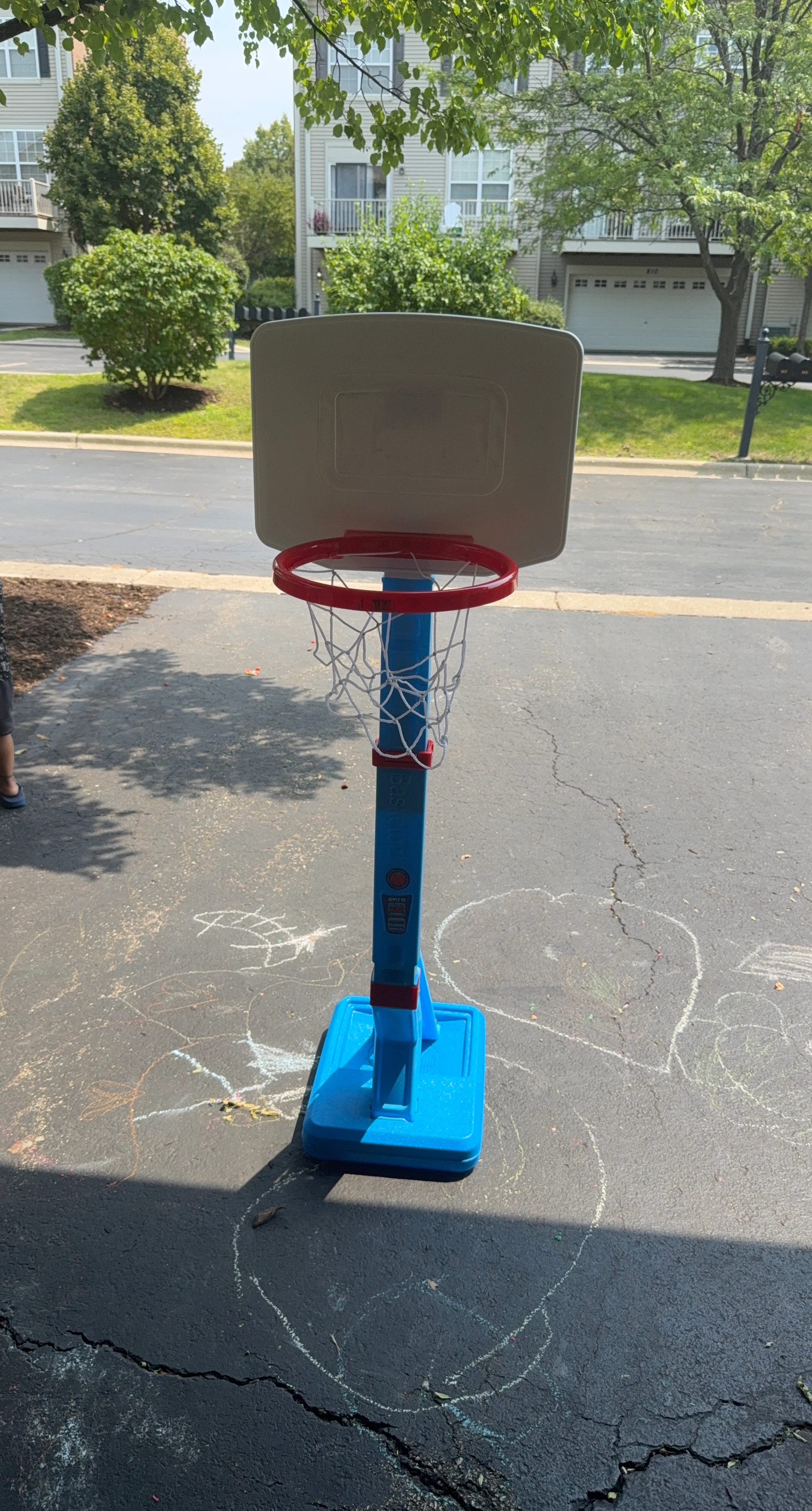 Little Tikes Easy Score Toy Basketball Hoop