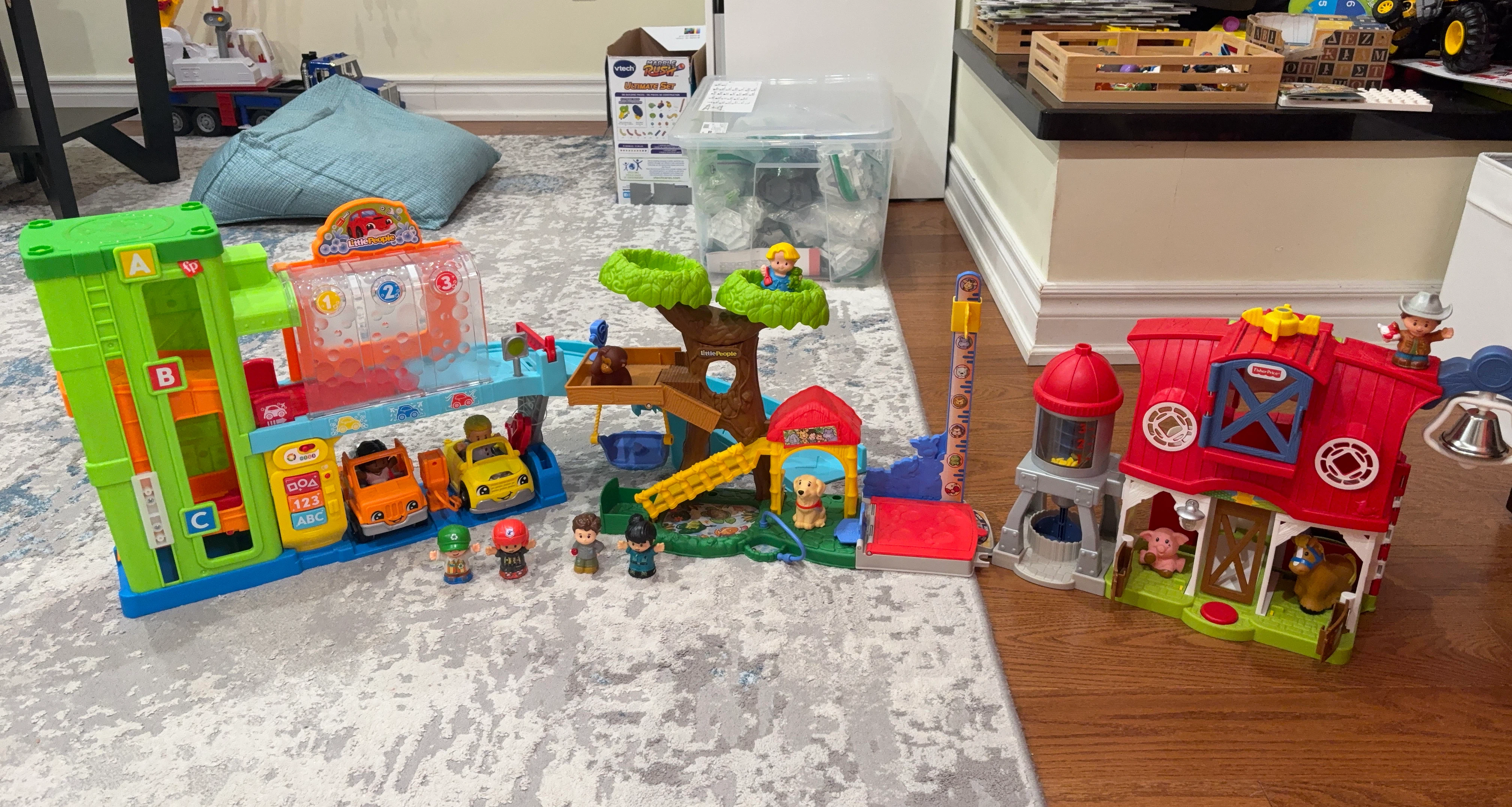 Fisher-Price Little People Farm and Garage and Zoo player