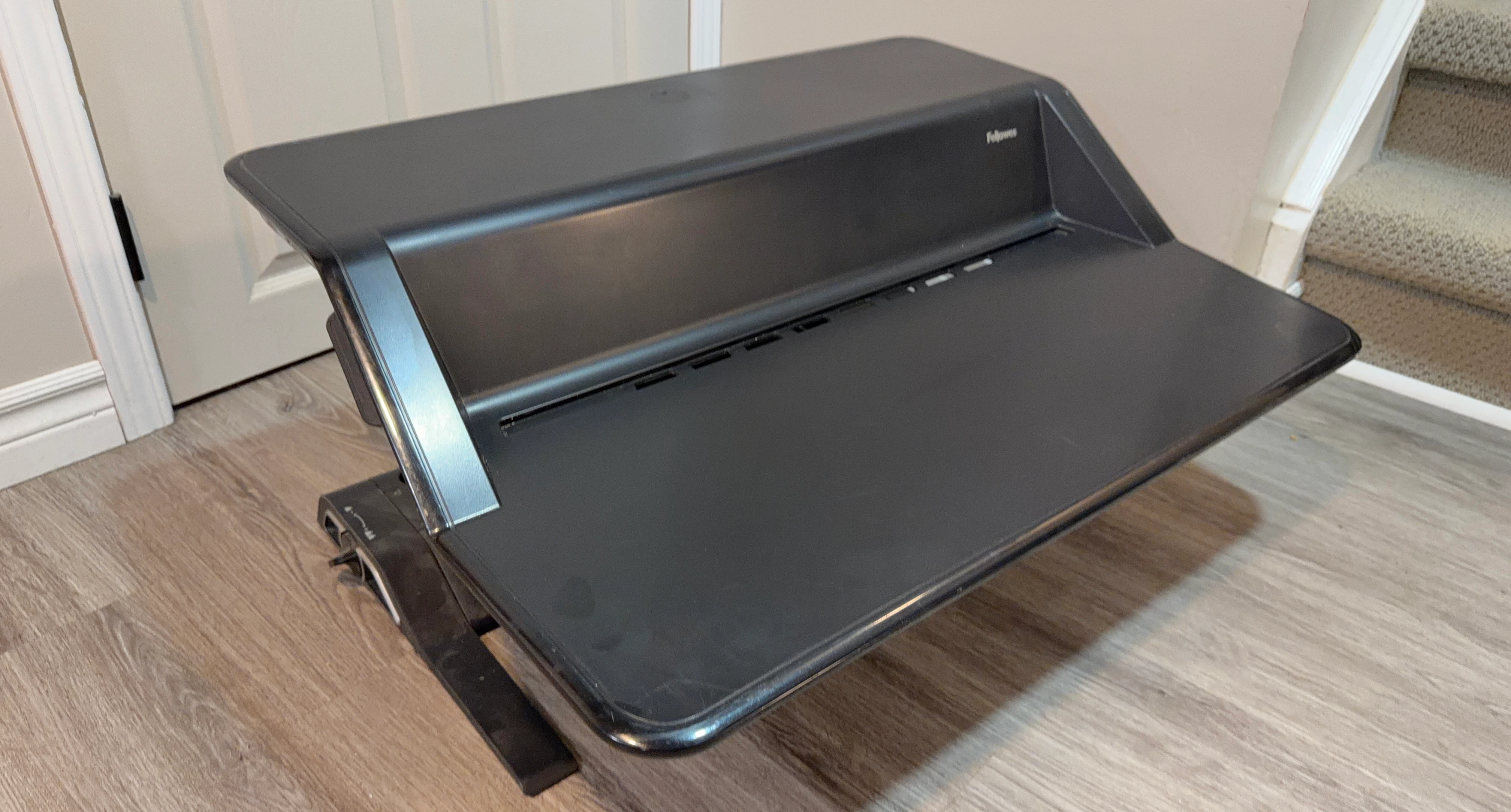 Fellowes Adjustable Laptop/Monitor Riser