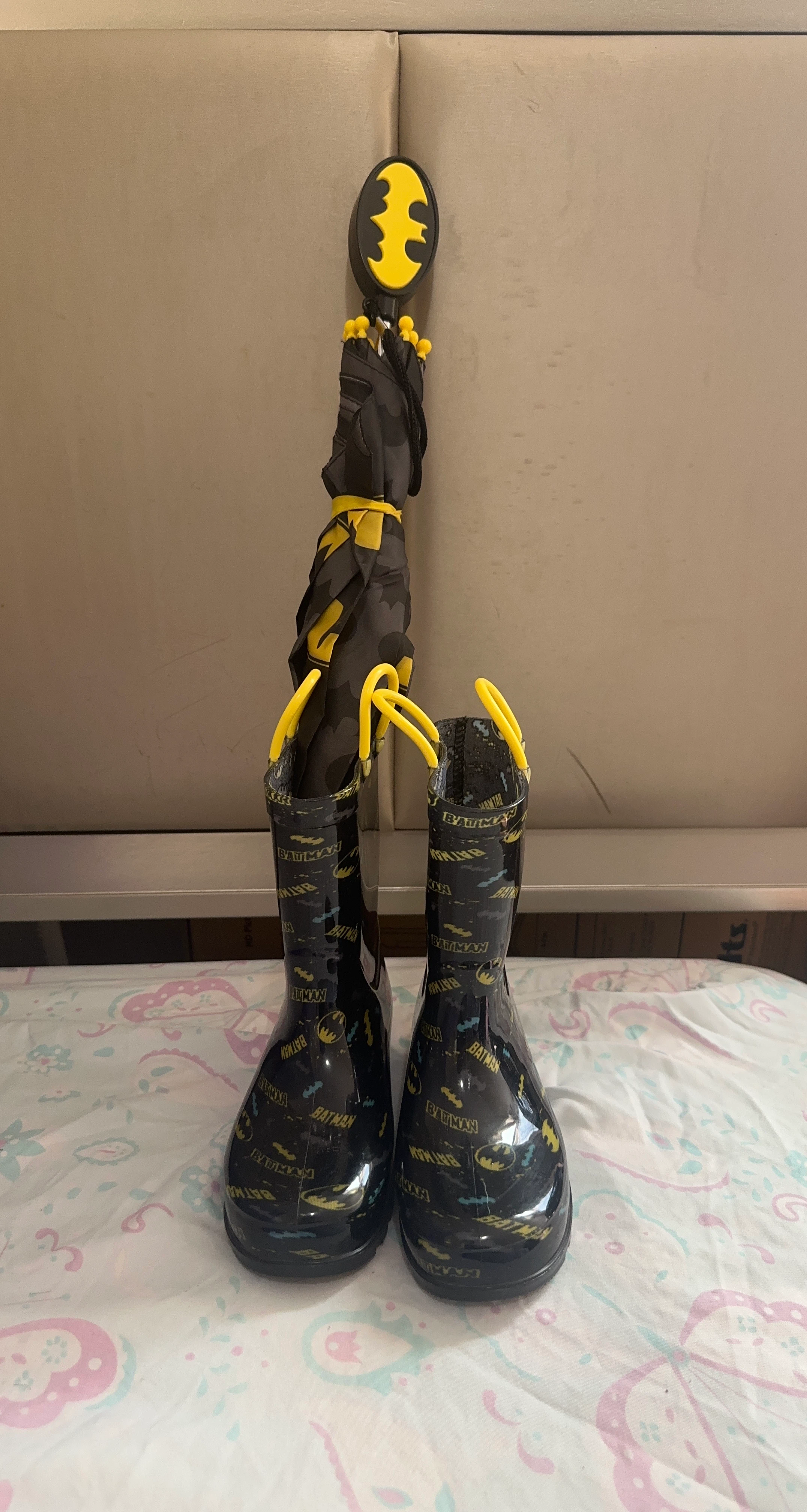 Kids Batman Rain Boots and Umbrella Set