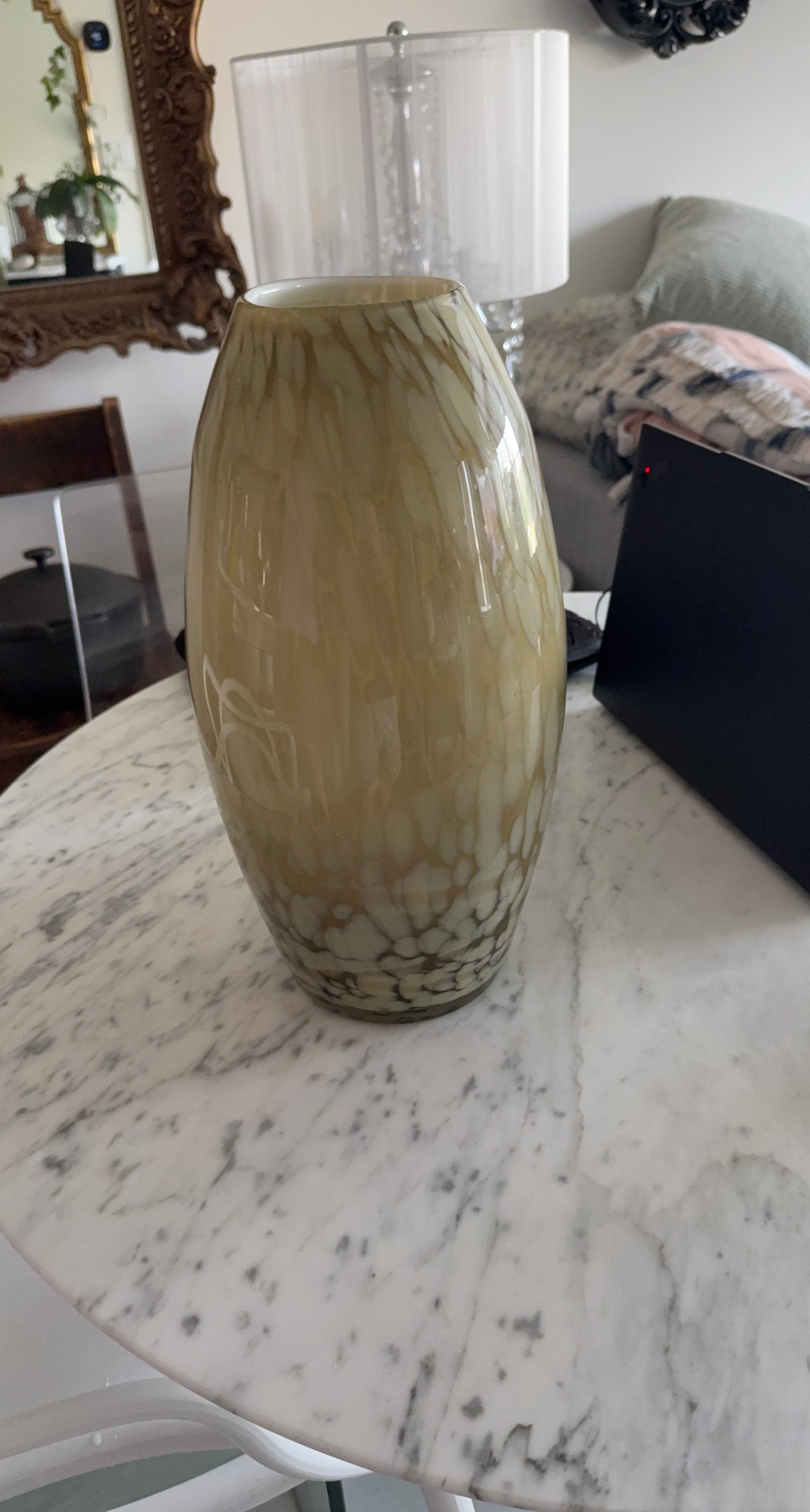 Decorative Swirl Glass Vase