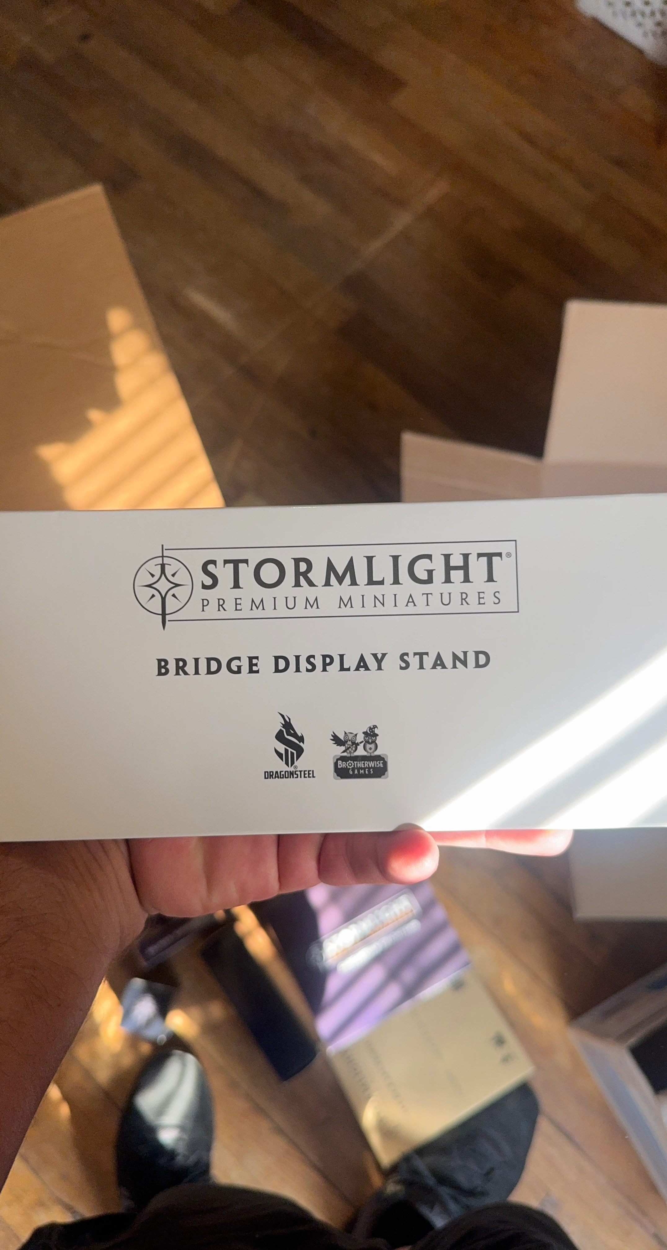 Stormlight Premium Miniatures Bridge Display Stand