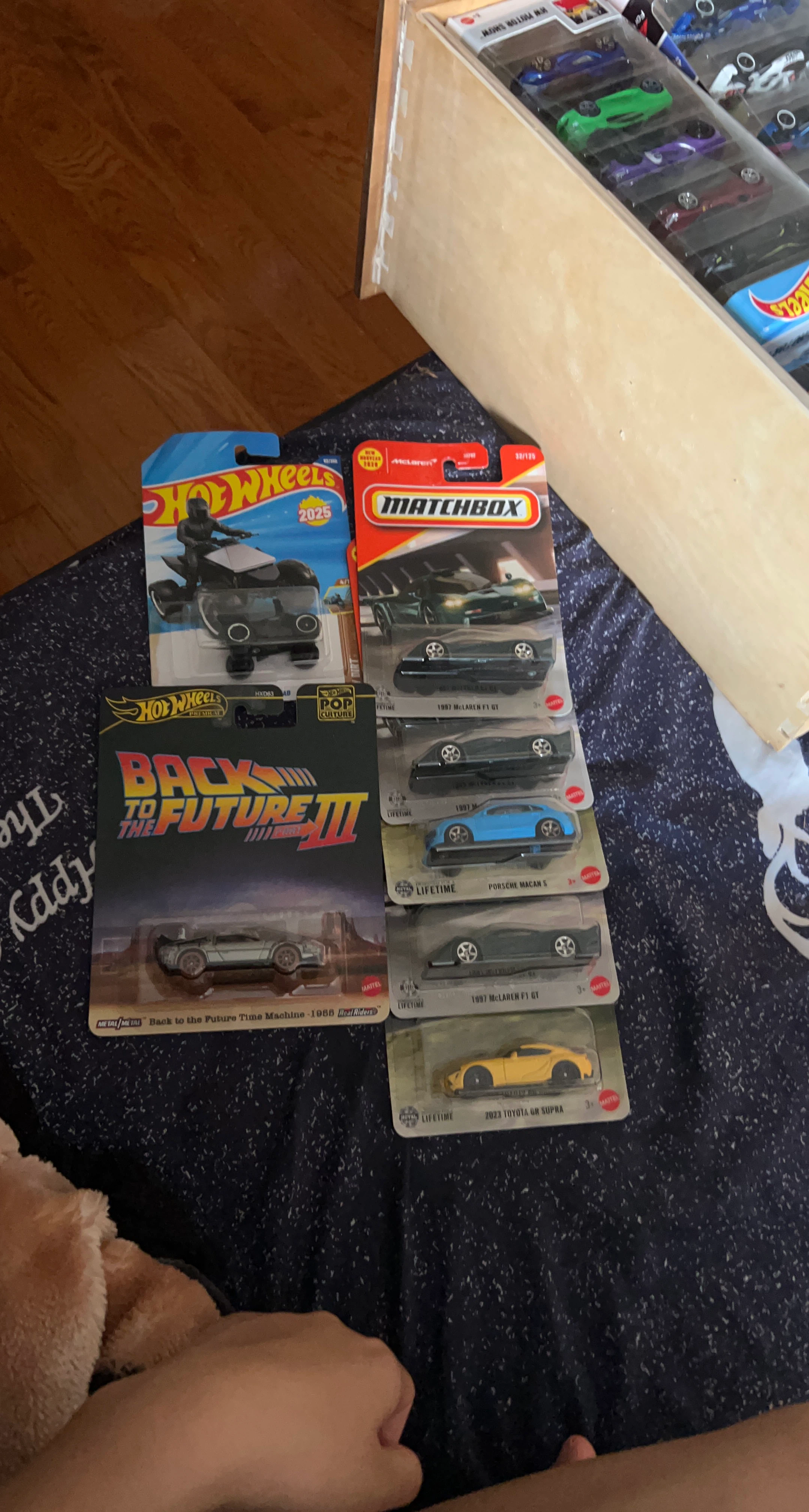 Hot Wheels & Matchbox Toy Cars