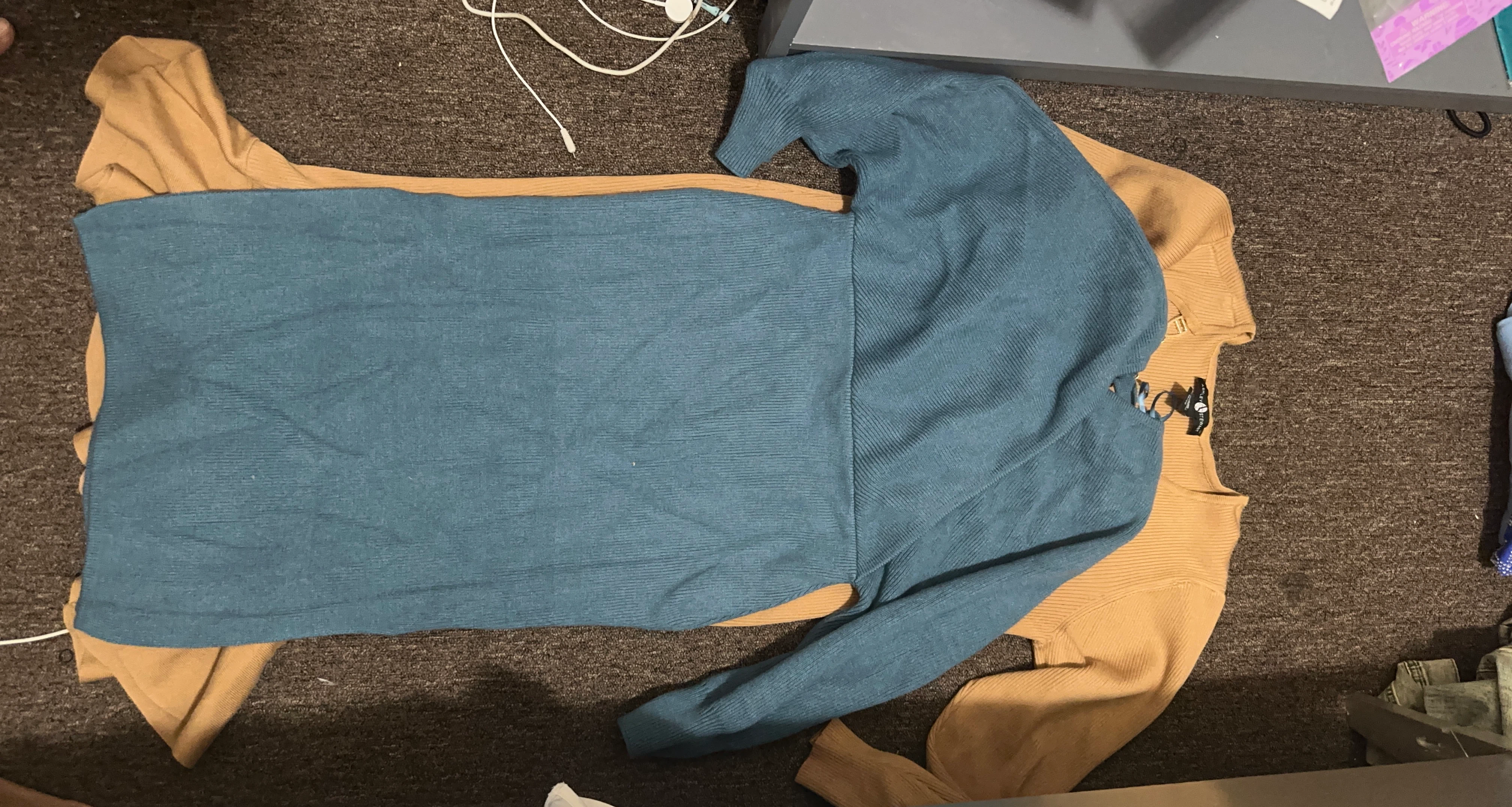 Bundle of 2 plus sized sweater dresses