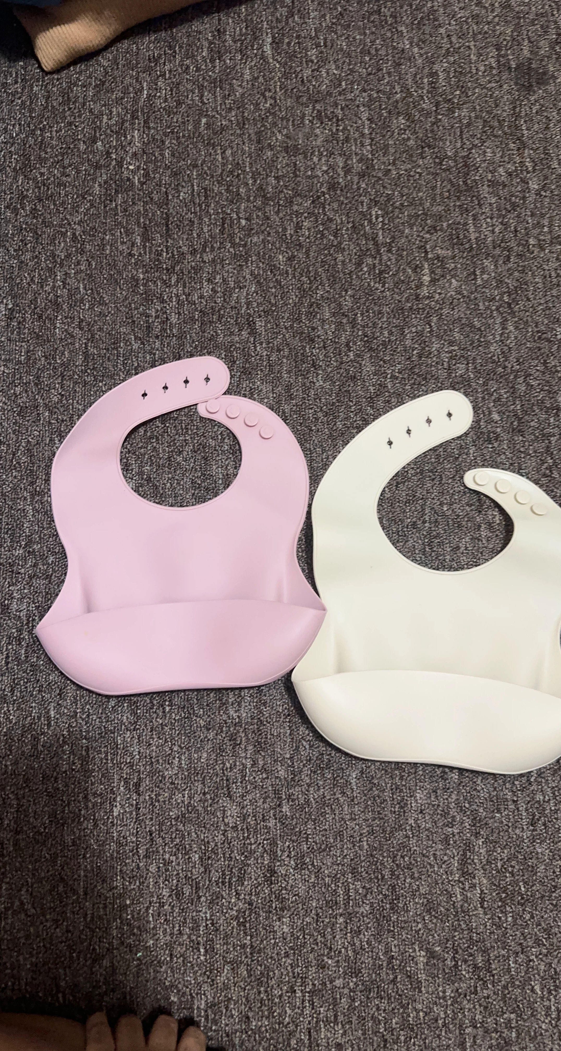 2 Silicone Baby Bibs - Pink and beige