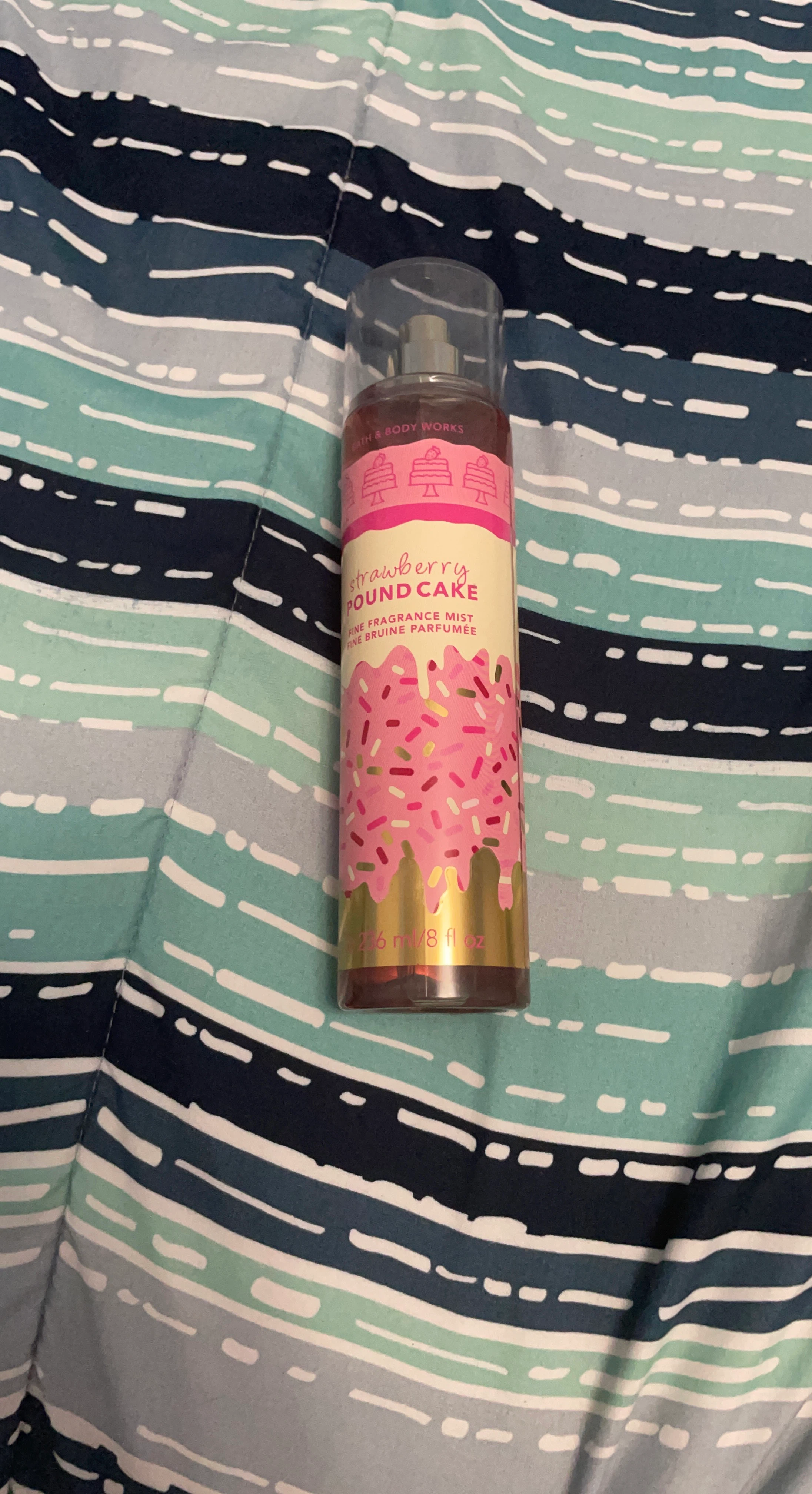 Bath & Body Works Strawberry Pound Cake Fine Fragrance Mist