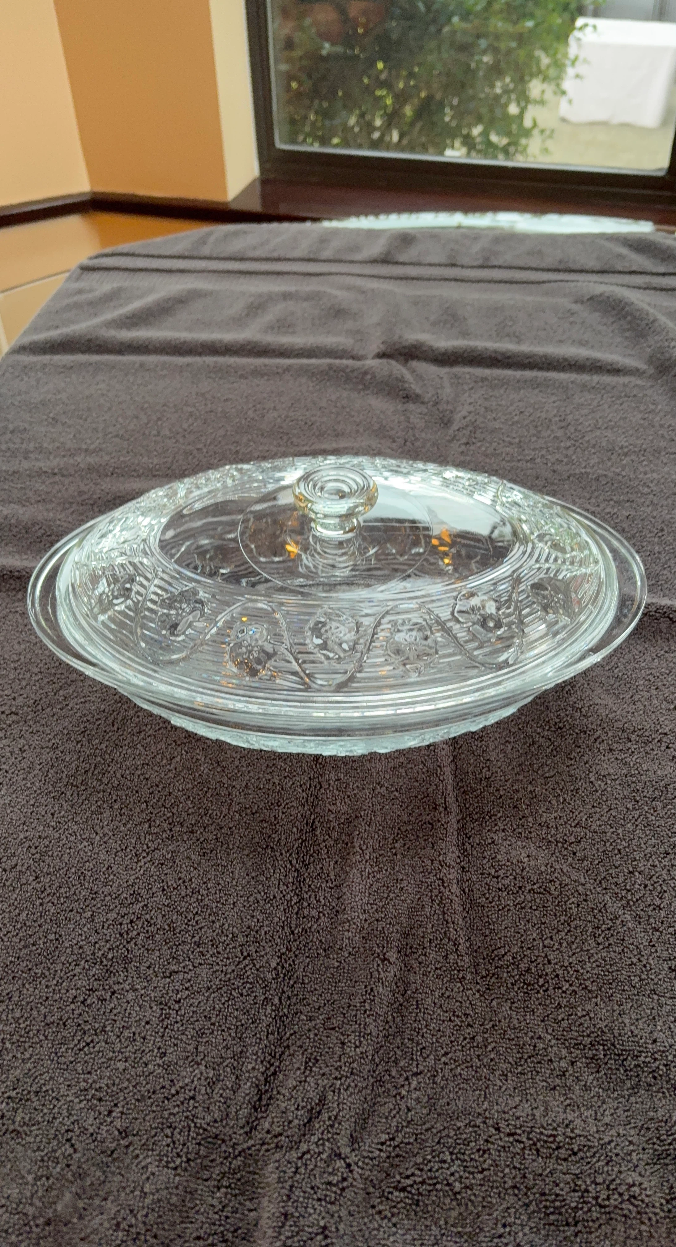 Clear Glass Oval Casserole Dish with Lid