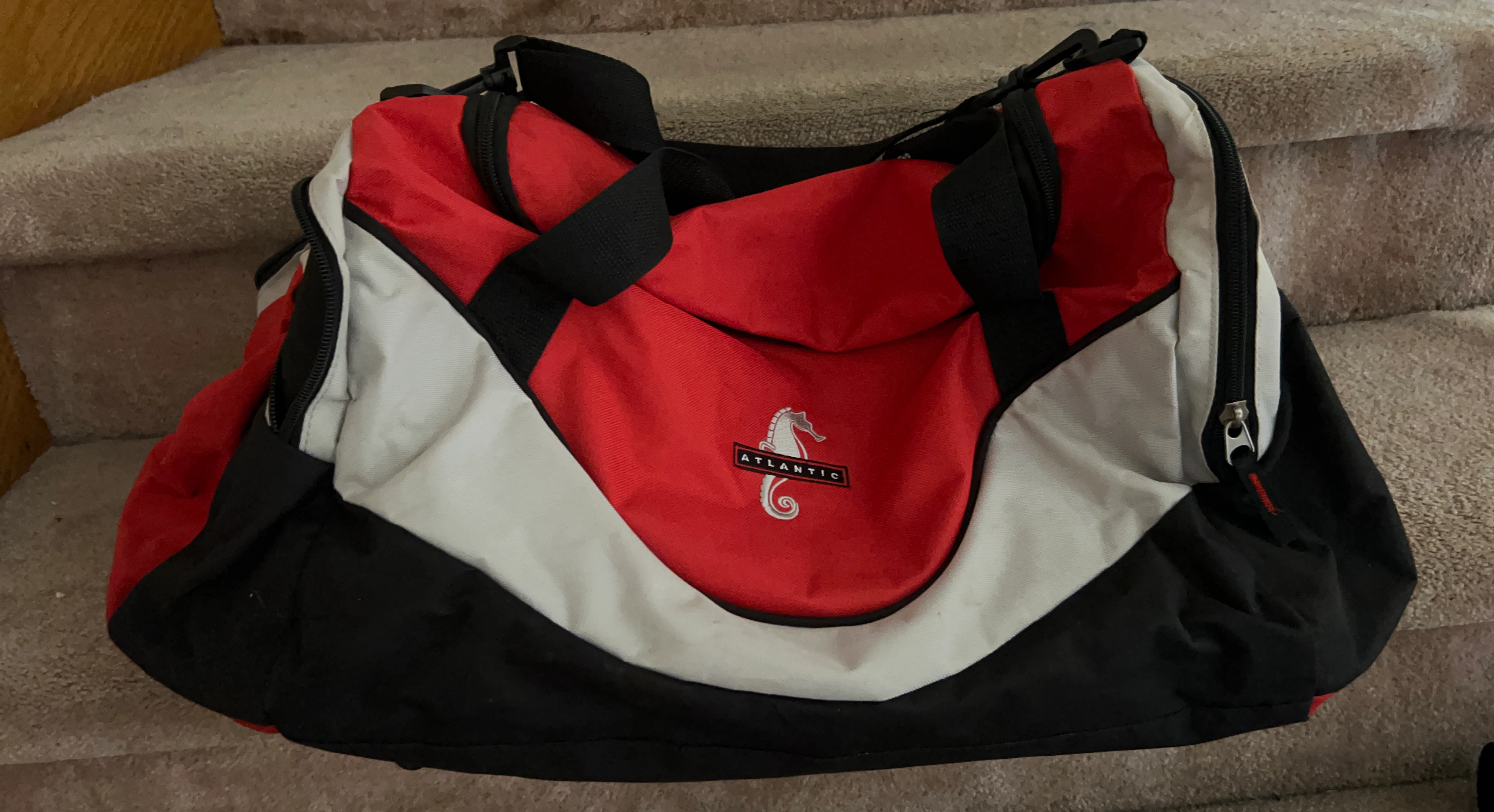 Atlantic Duffel Bag Red/Black/White