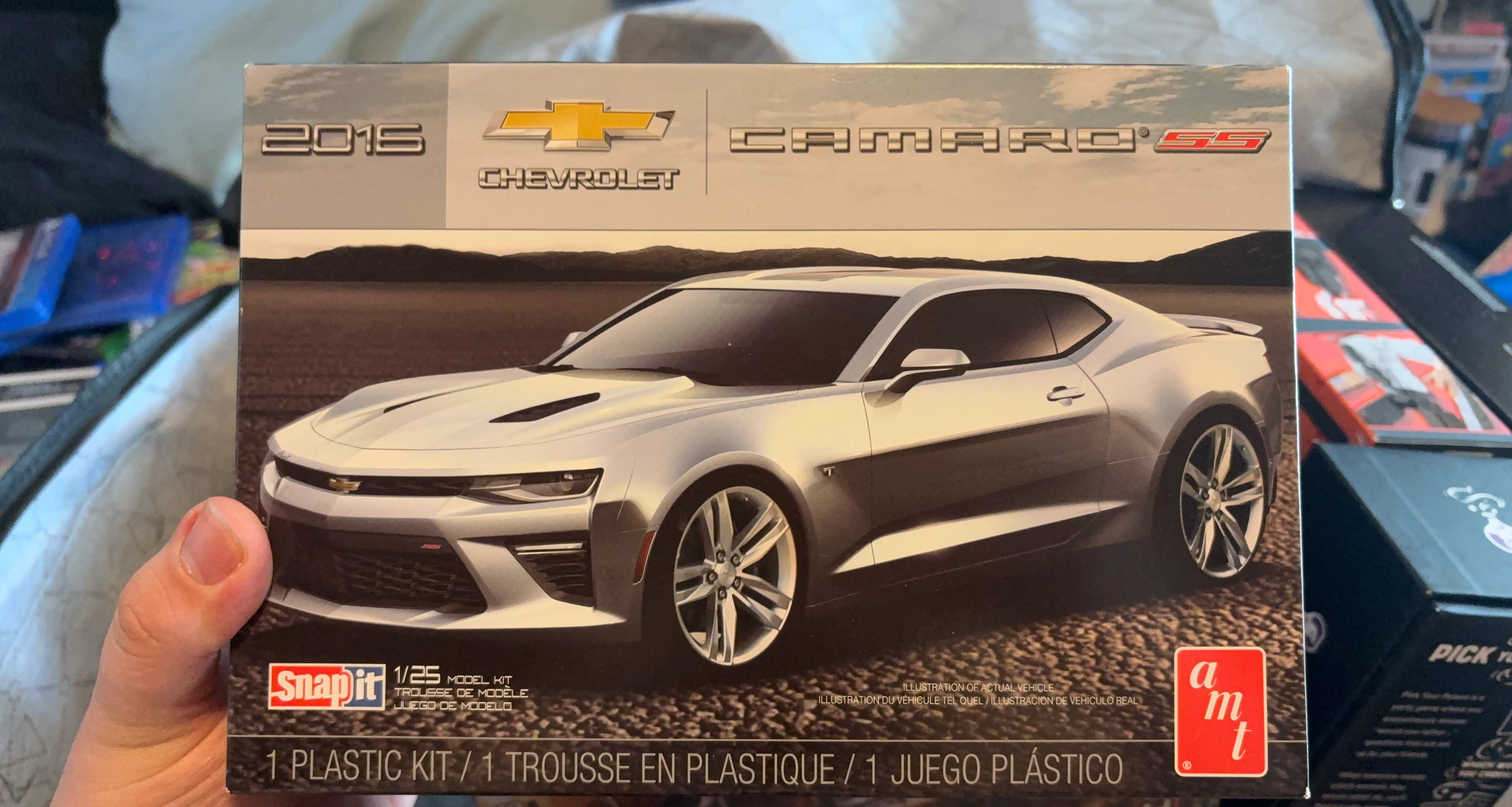 2015 Chevrolet Camaro SS Snapit Model Kit 1/25