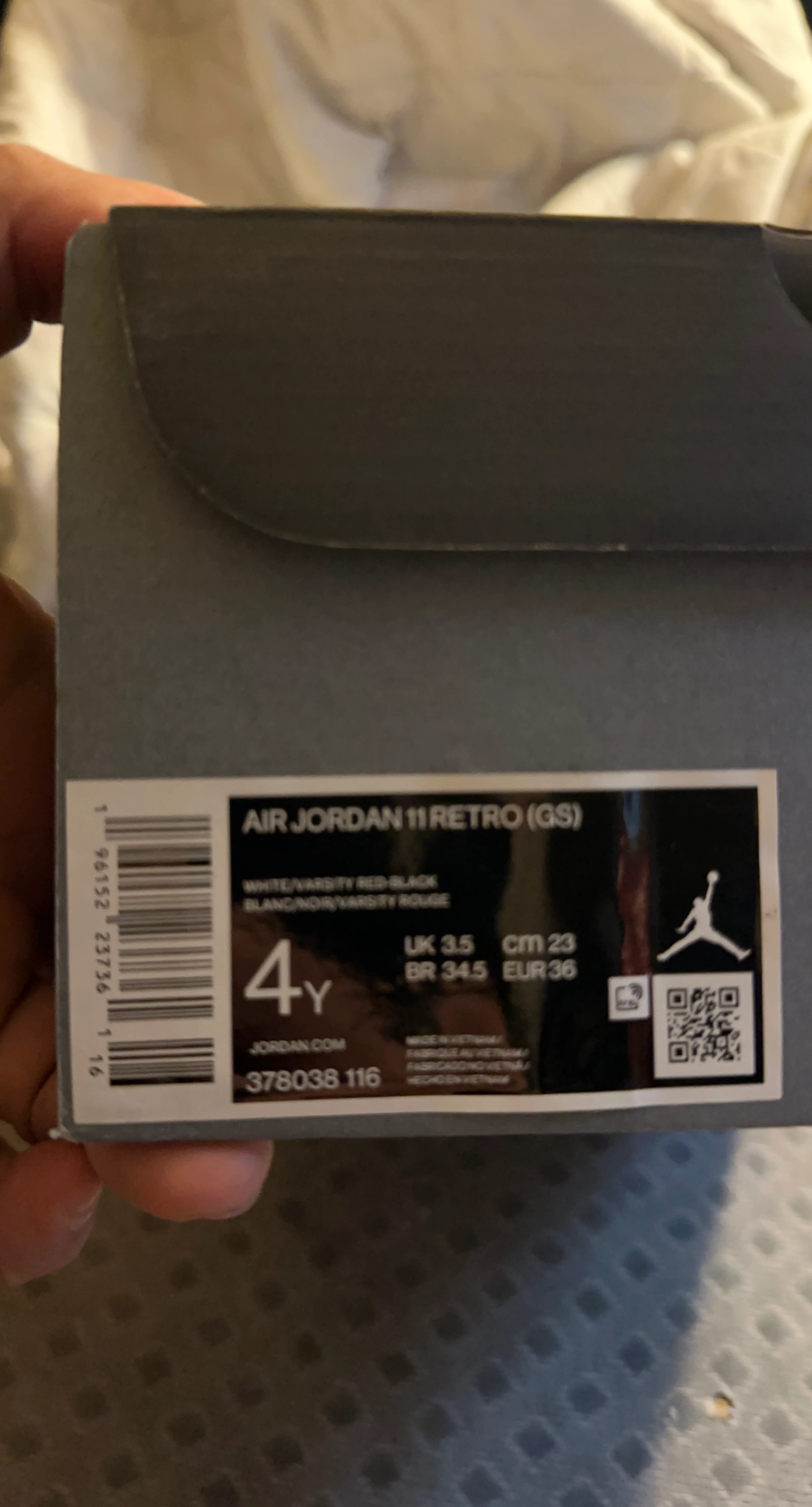 Air Jordan 11 Retro (GS) Red/Black