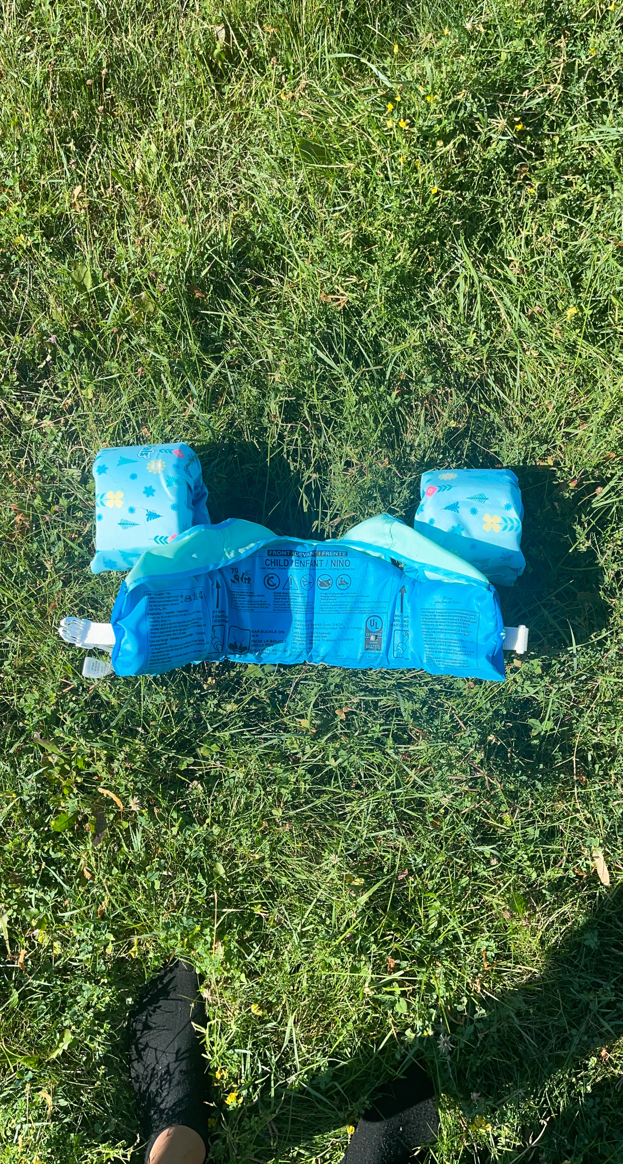 Disney Frozen Kids Swim Vest & Arm Bands