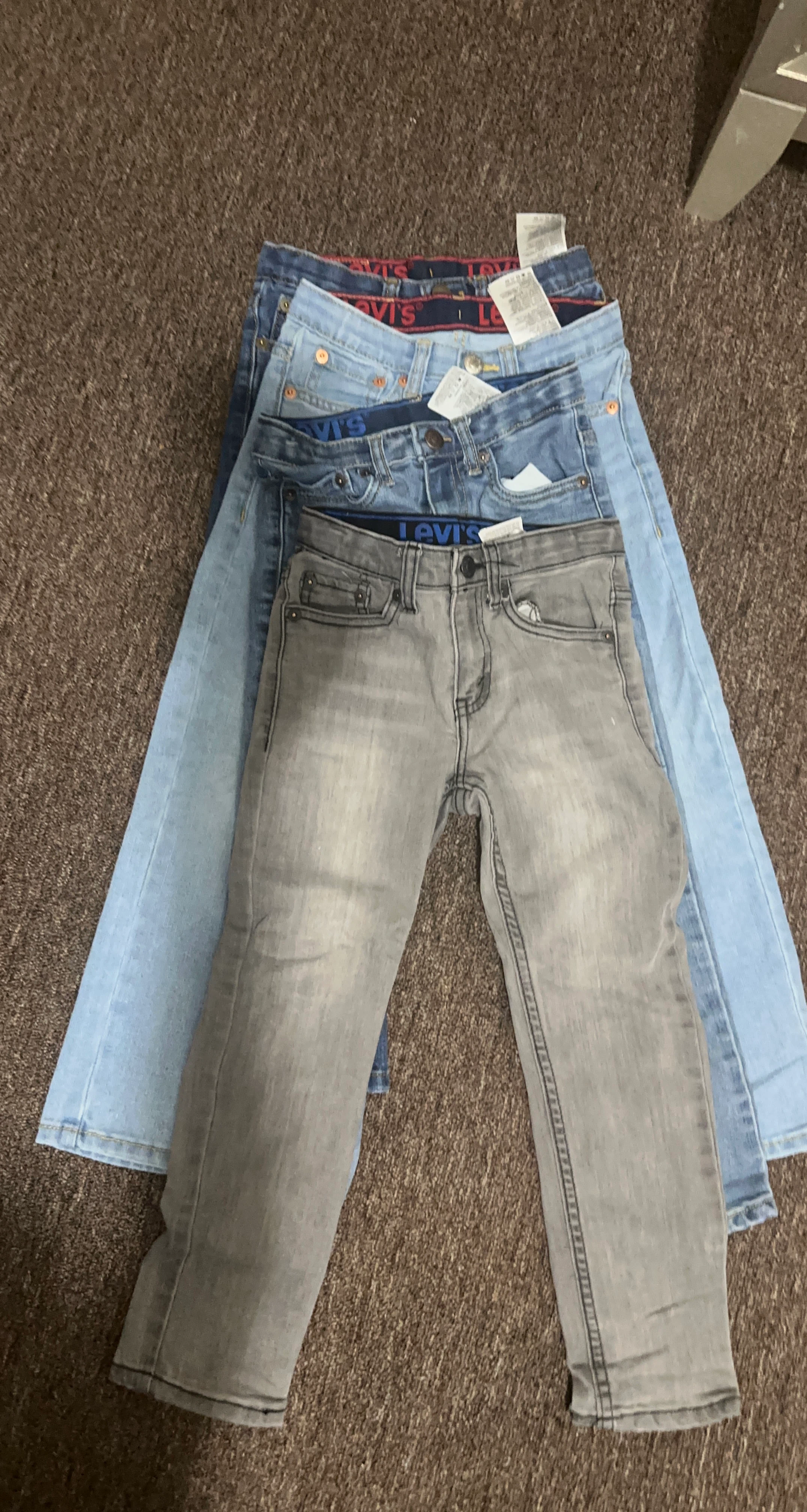 Levi's Jeans Bundle (4 Pairs)