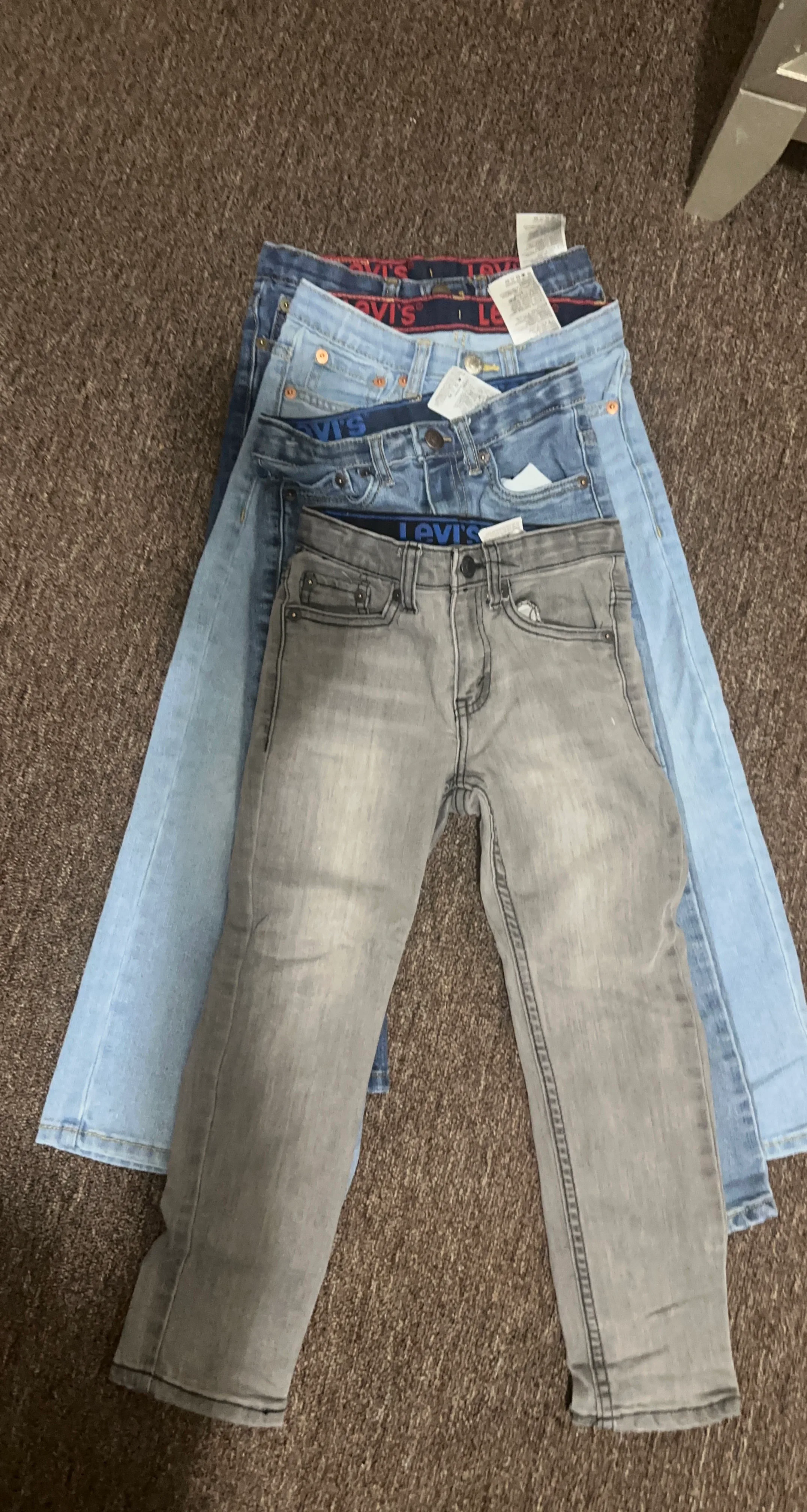 Levi's Jeans Bundle (4 Pairs)