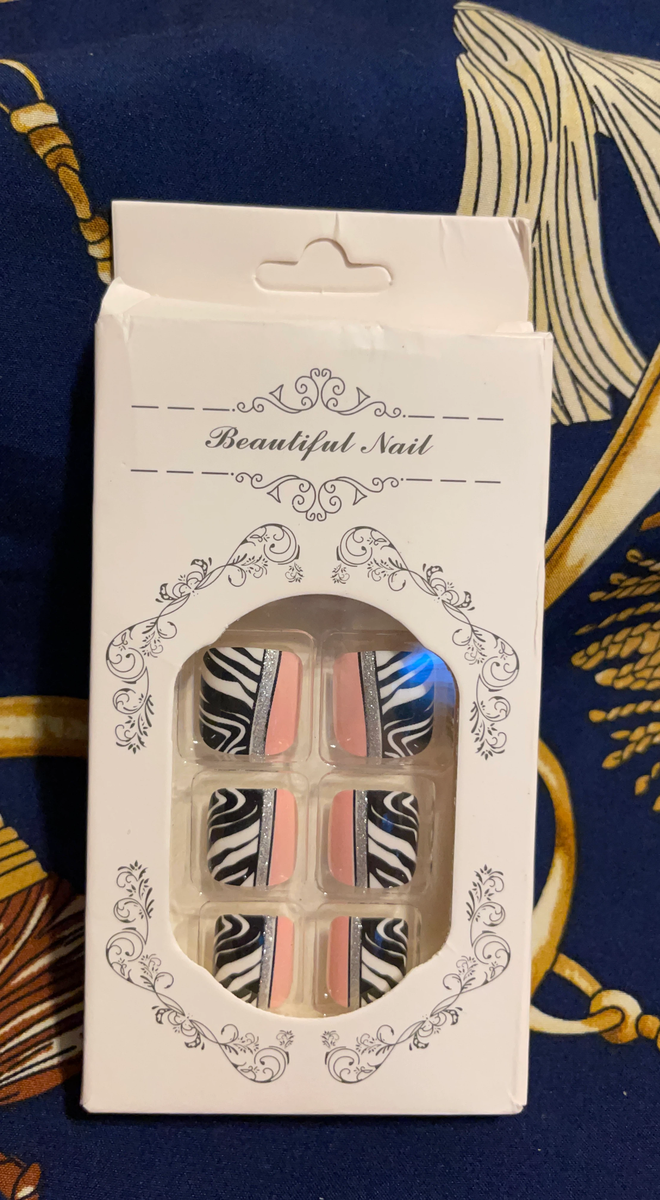 Beautiful Toenails Zebra Print Press-On Nails