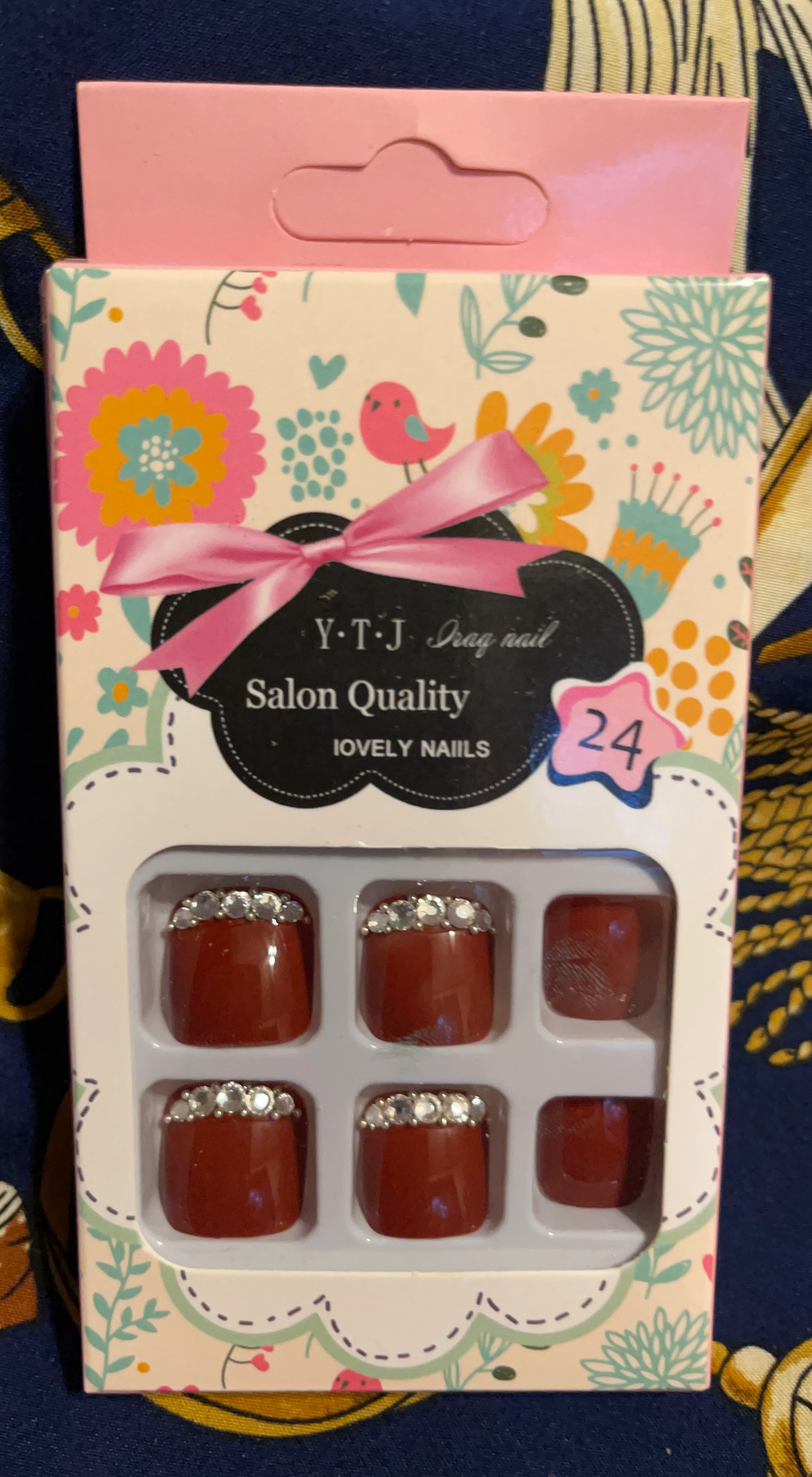 Beautiful Toenails French Tip Press-On Nails