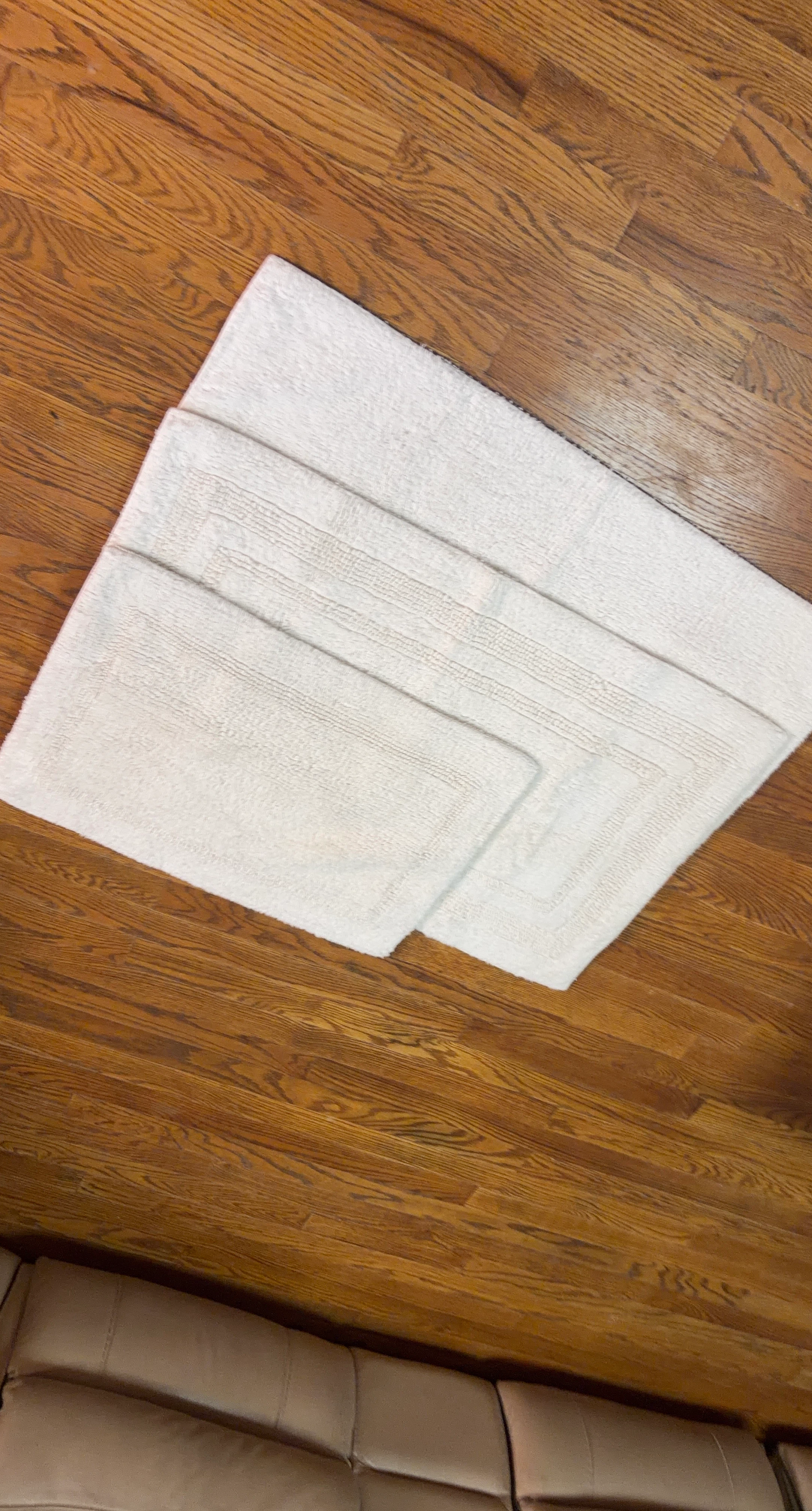 Set of 3 White Bath mats