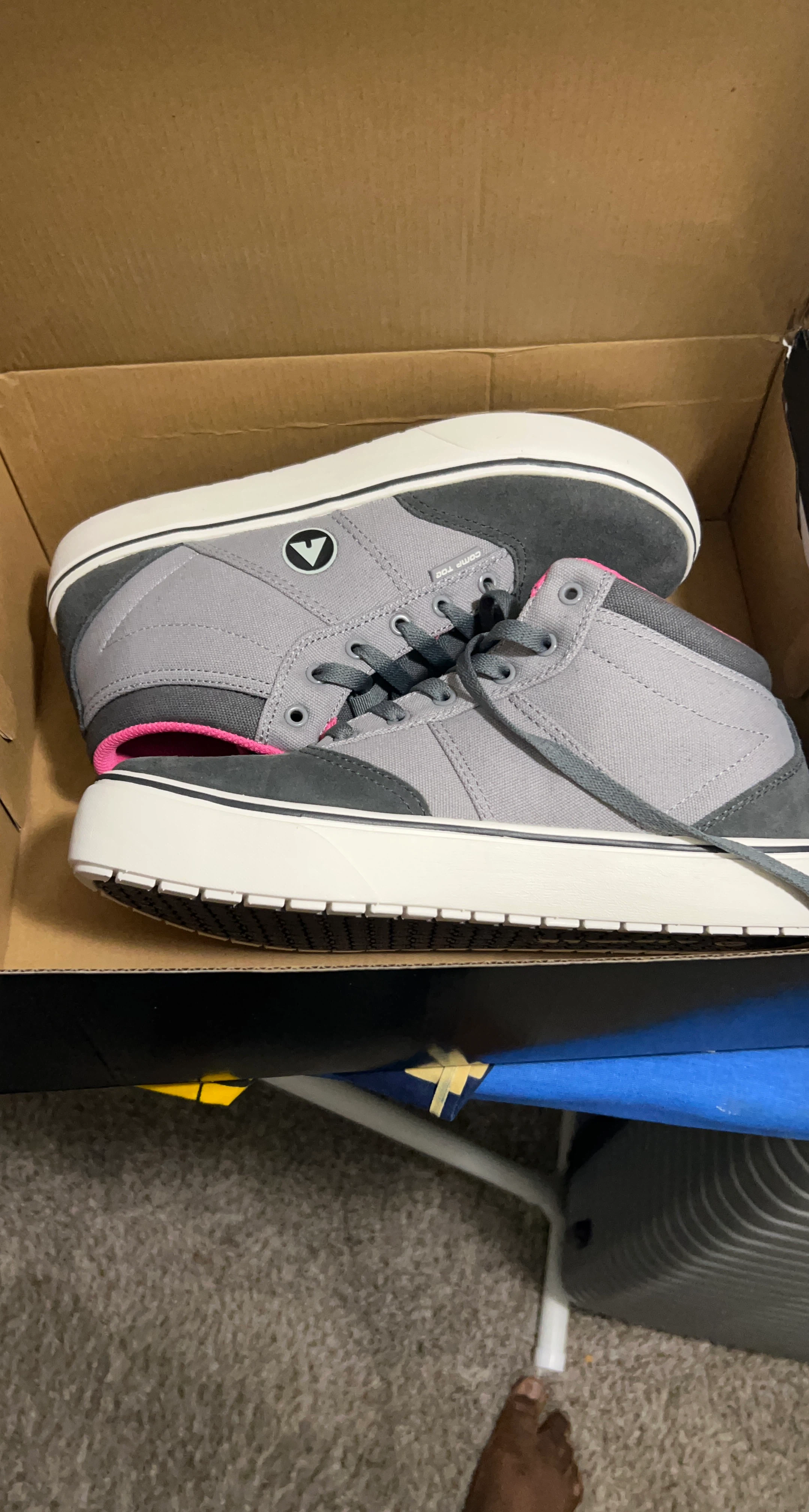 Vans gray mid-top shoes