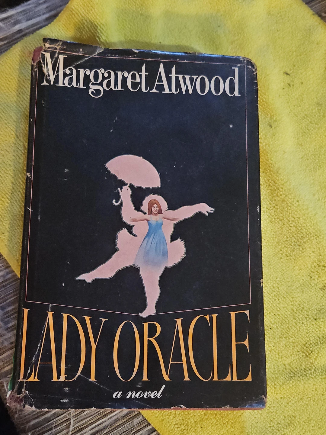 Lady Oracle by Margaret Atwood Novel